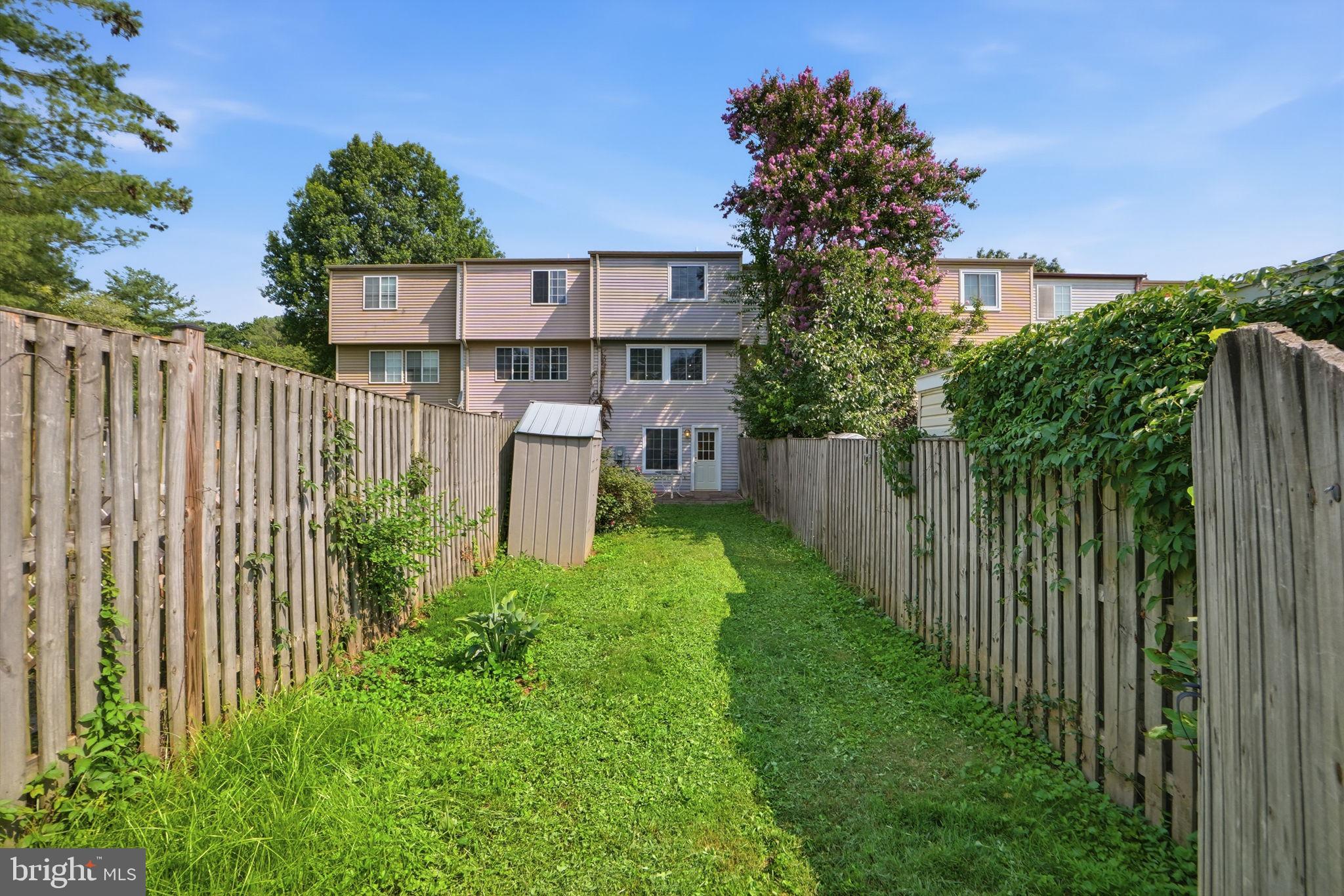 OAK SPRINGS - Residential