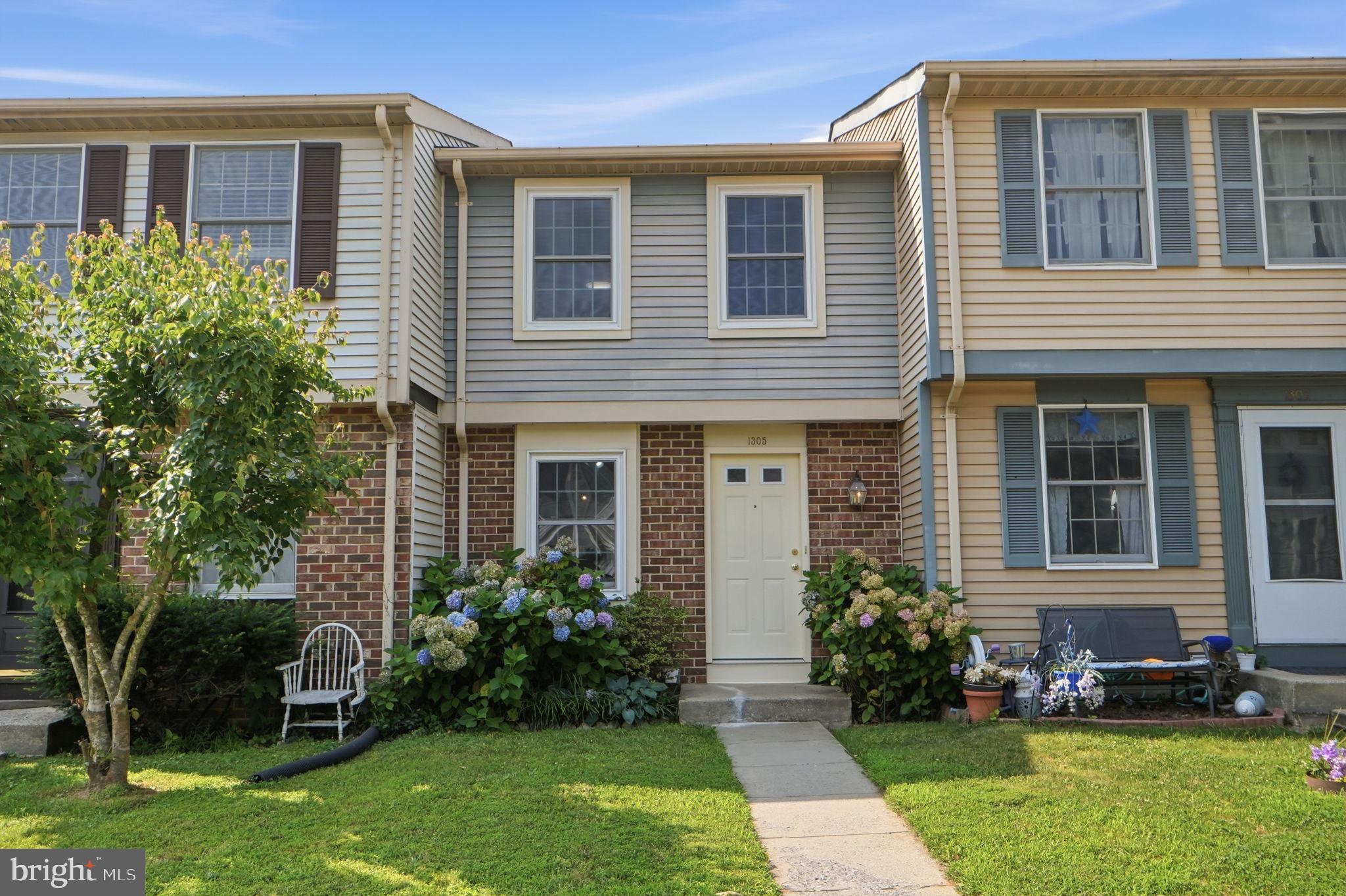 OAK SPRINGS - Residential