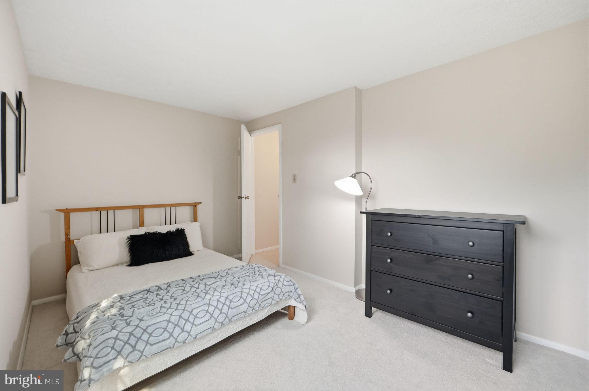 OAK SPRINGS - Residential