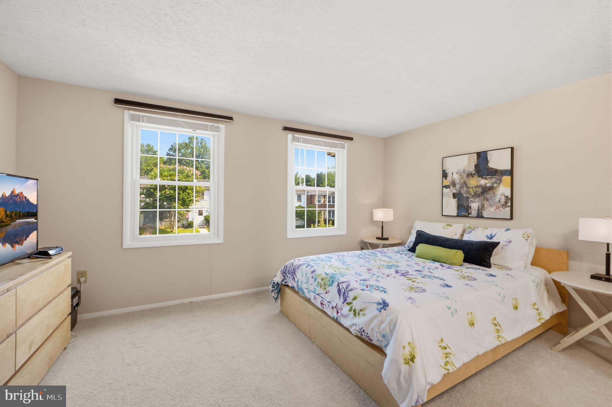 OAK SPRINGS - Residential