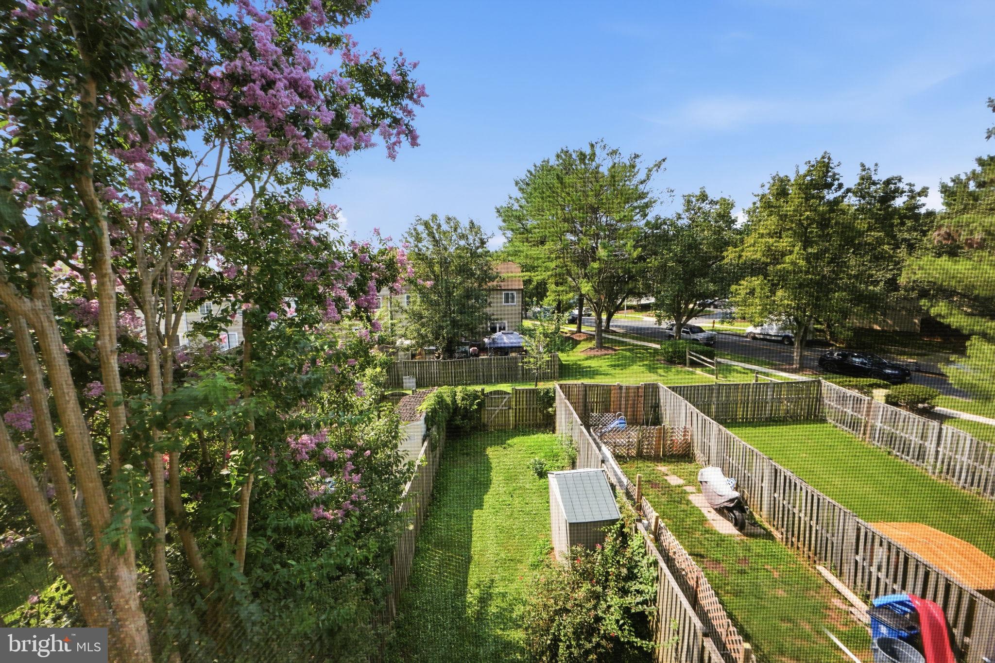 OAK SPRINGS - Residential