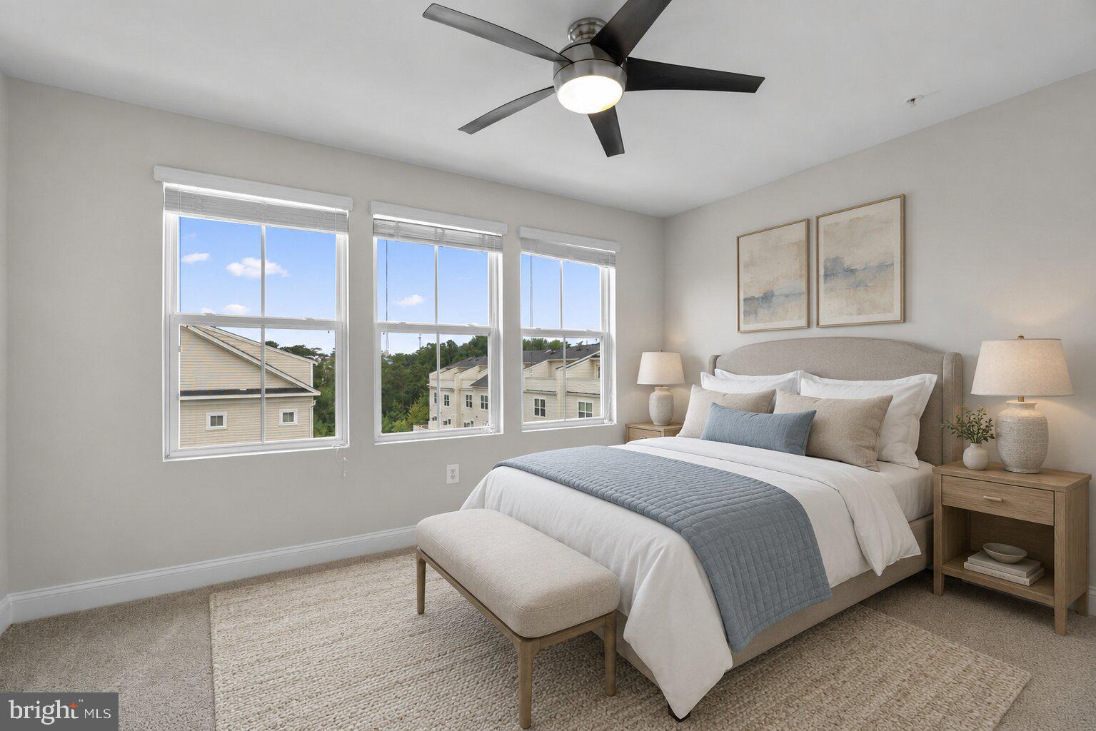 OXFORD SQUARE - Residential