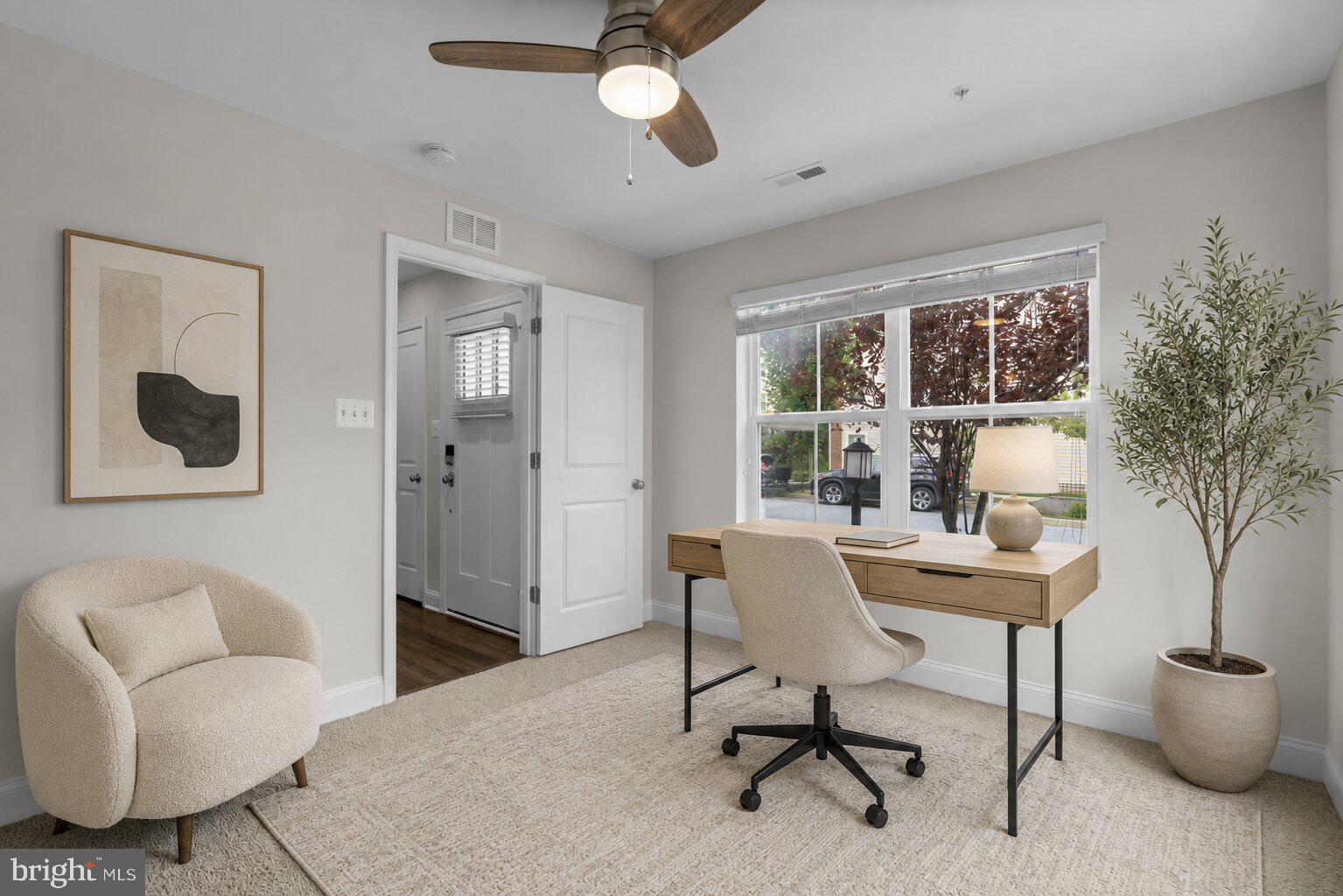 OXFORD SQUARE - Residential