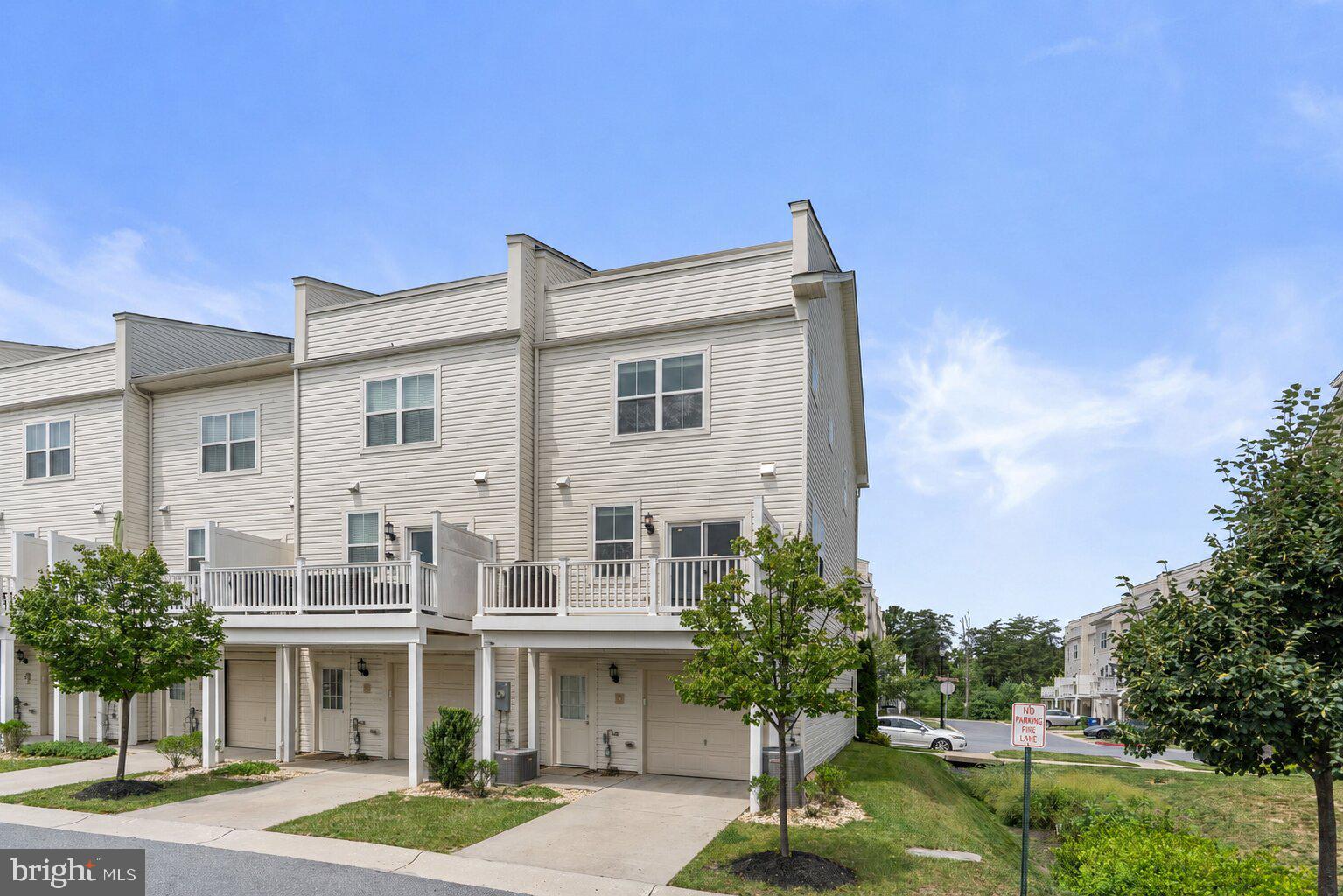 OXFORD SQUARE - Residential