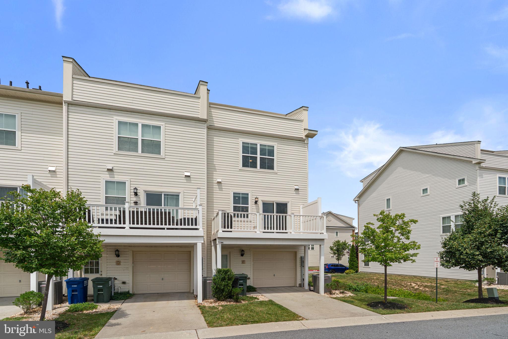 OXFORD SQUARE - Residential