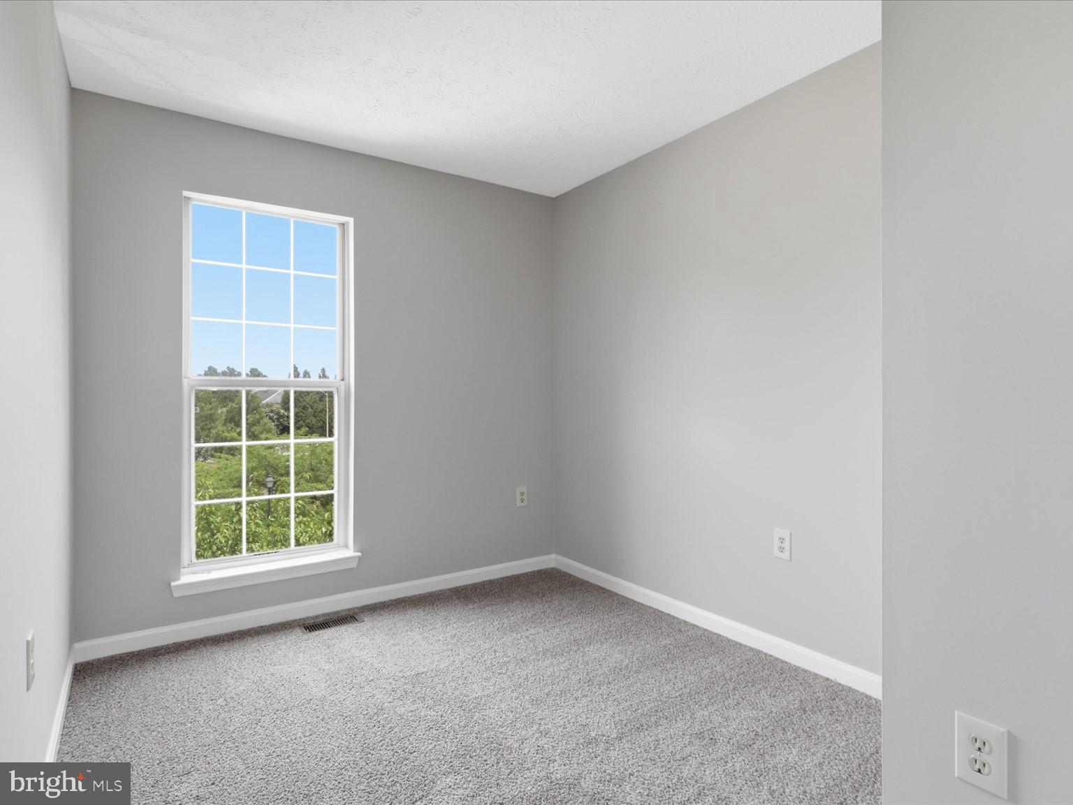 KINCAID FOREST - Residential