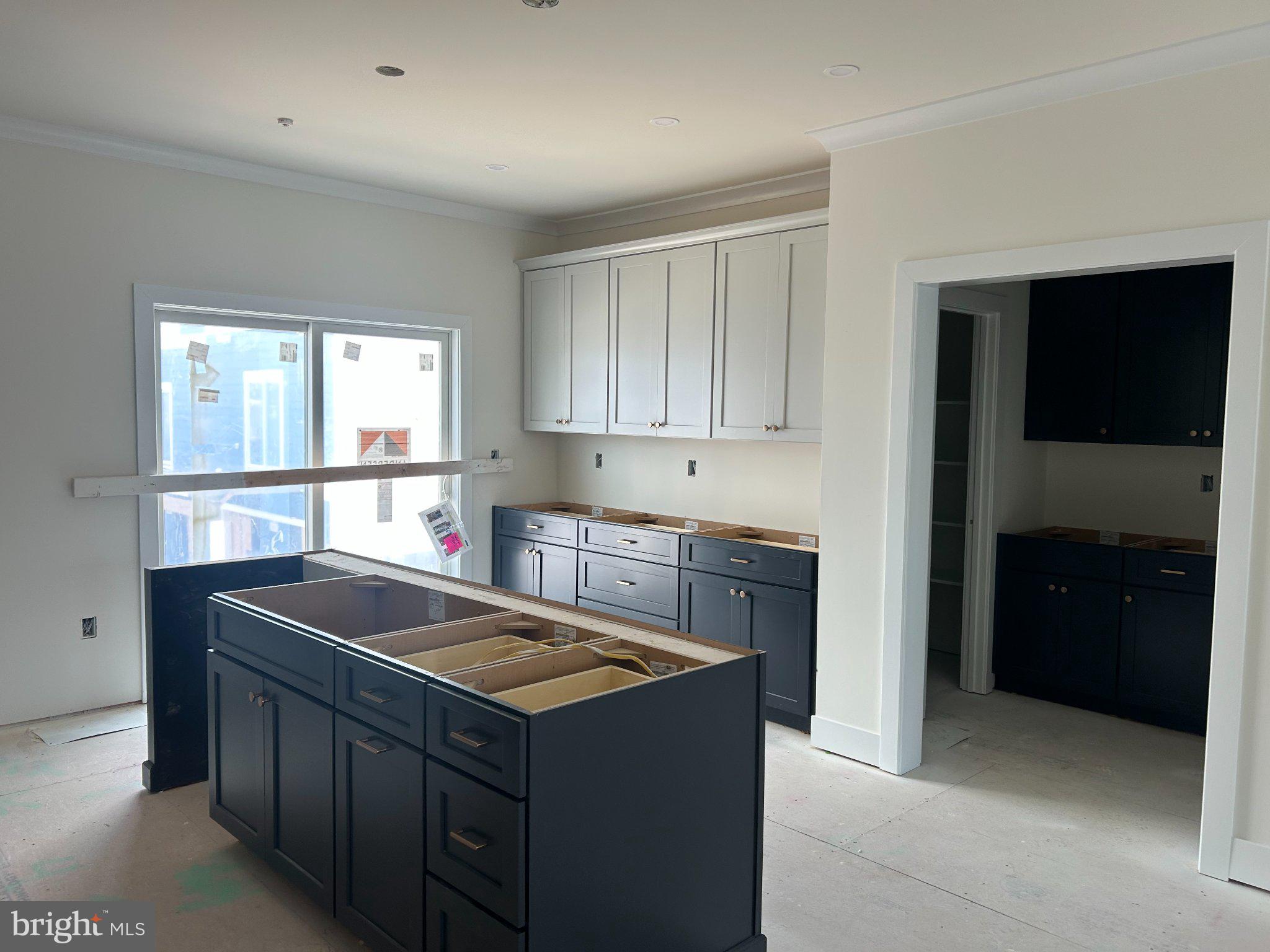 TOWNE ROW - Residential