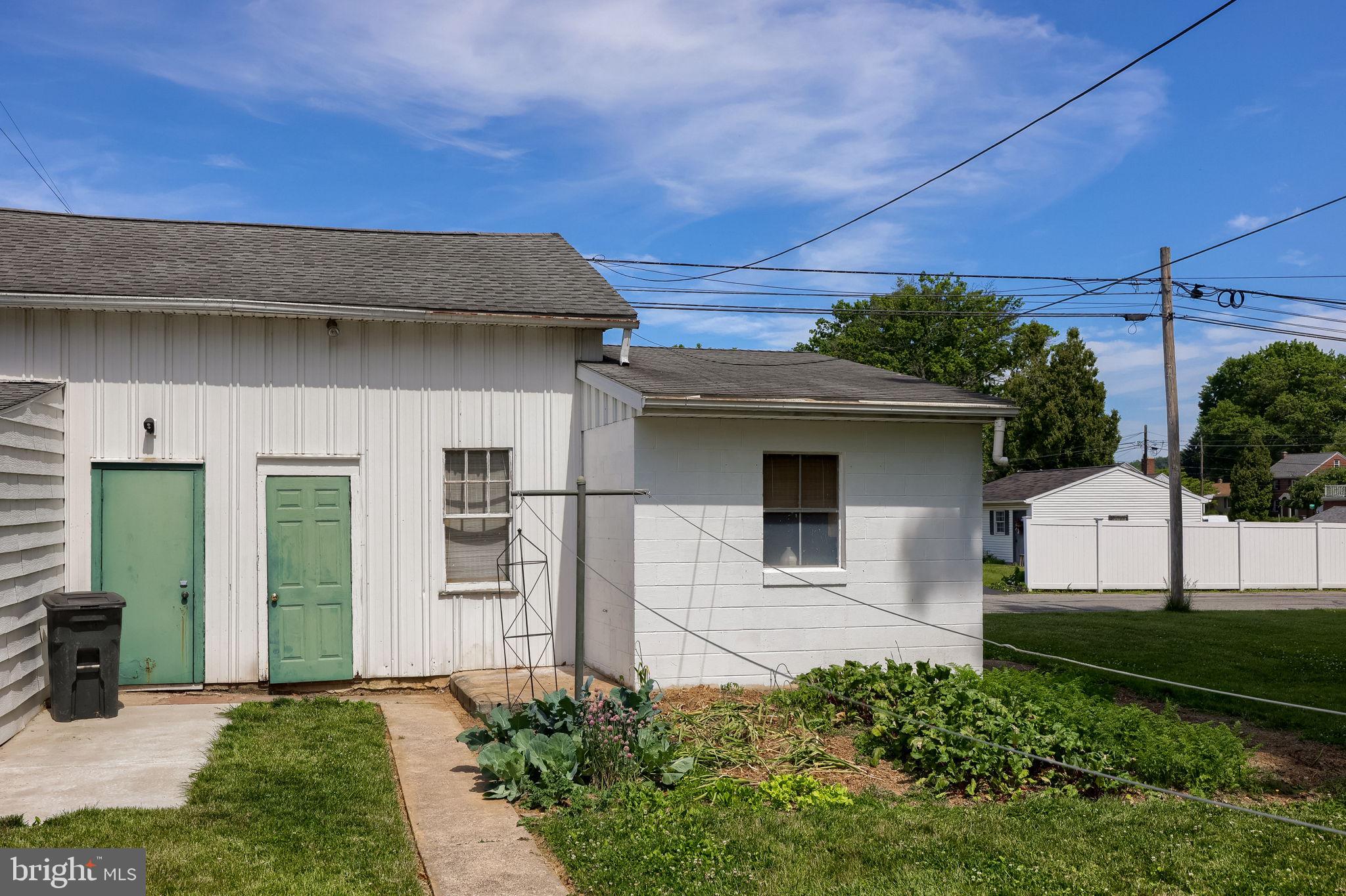 DENVER BOROUGH - Residential