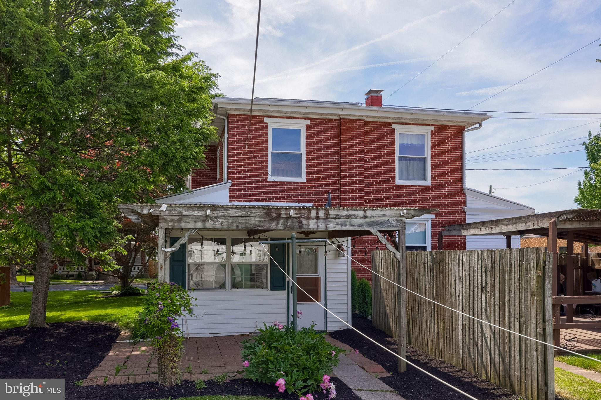 DENVER BOROUGH - Residential