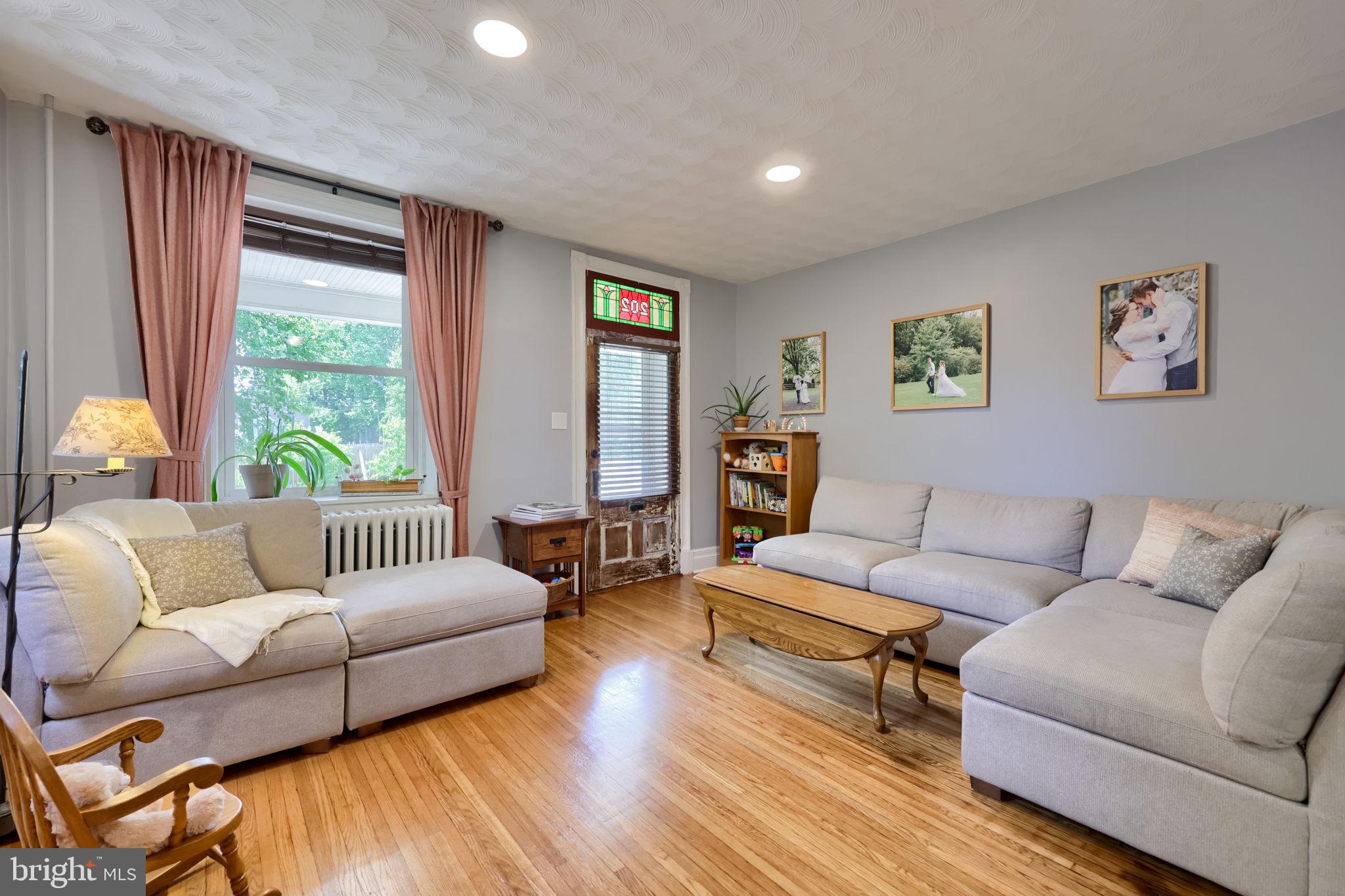 DENVER BOROUGH - Residential