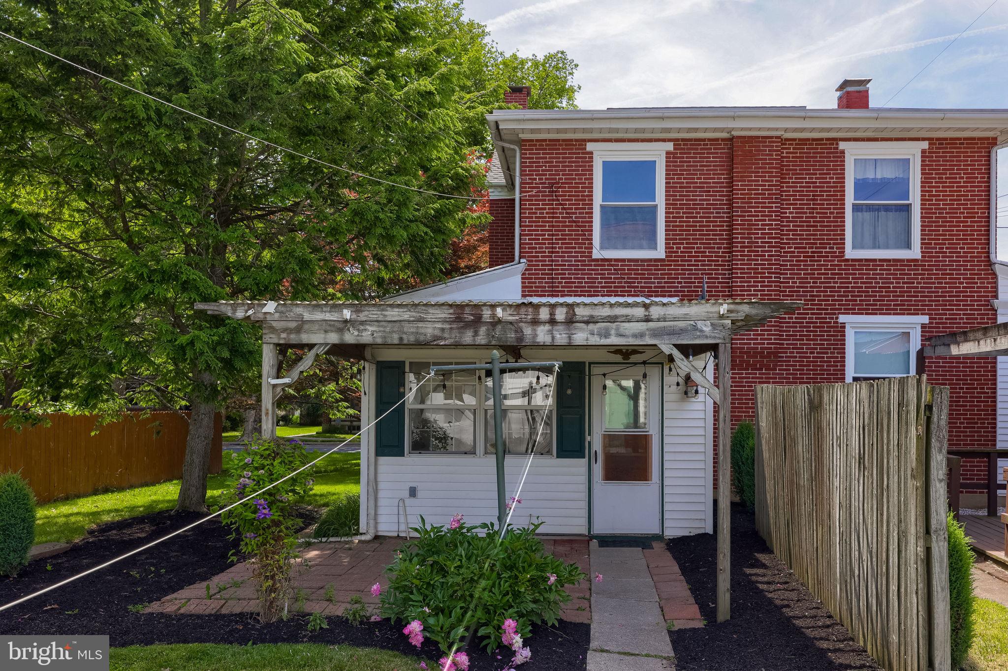 DENVER BOROUGH - Residential