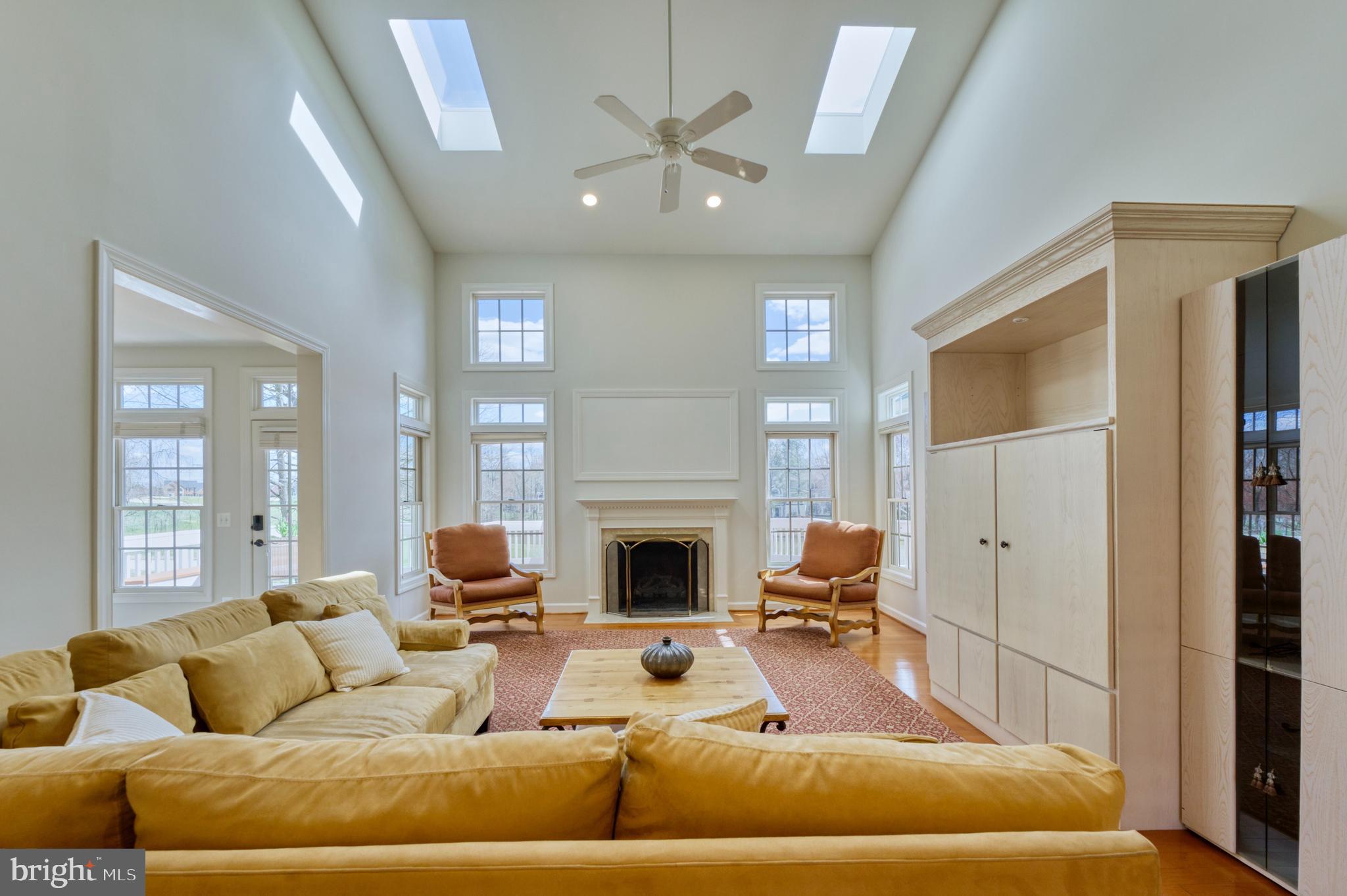 RIVER CREEK - Residential