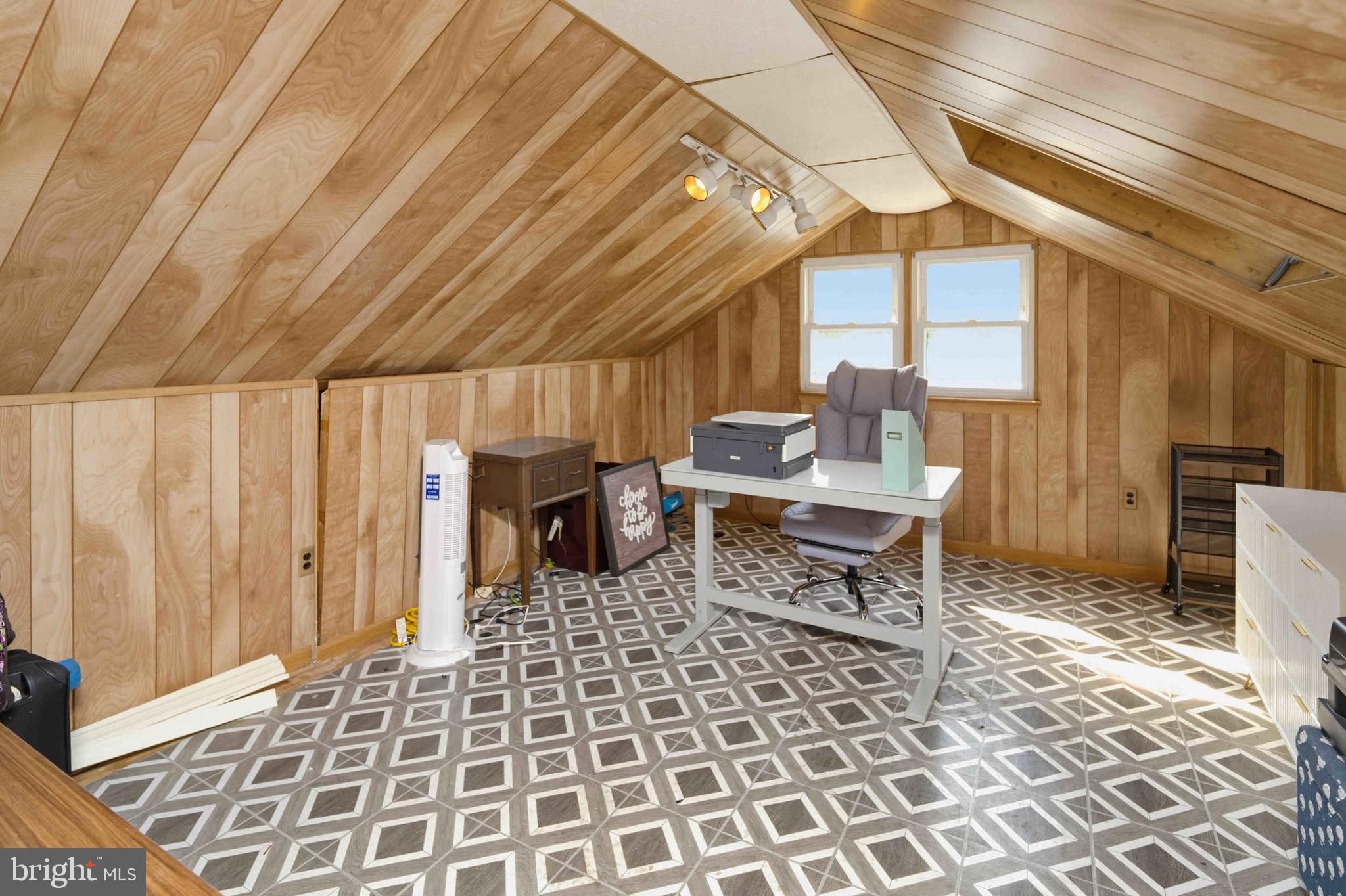 OAKLIHURST - Residential