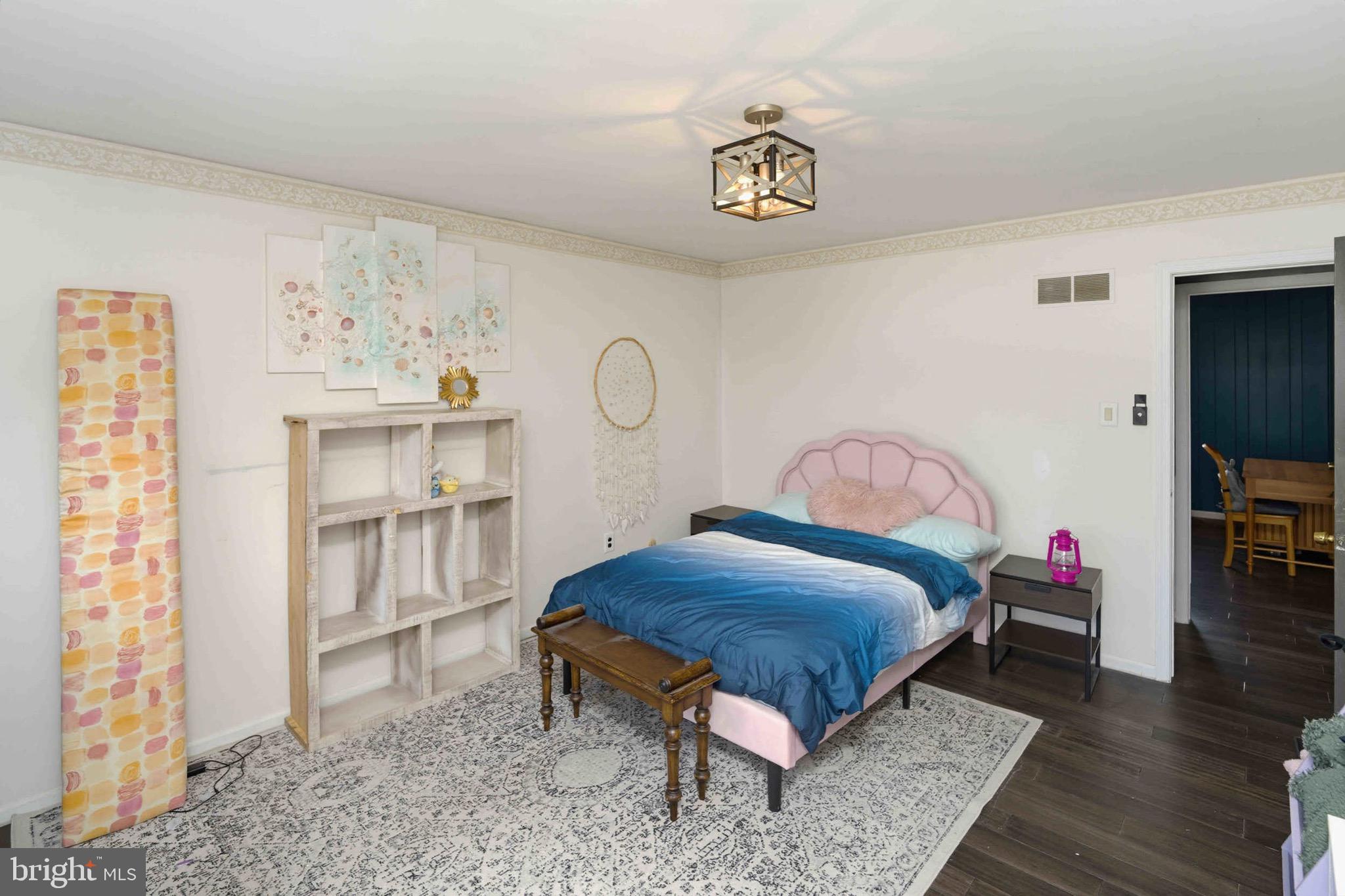 OAKLIHURST - Residential