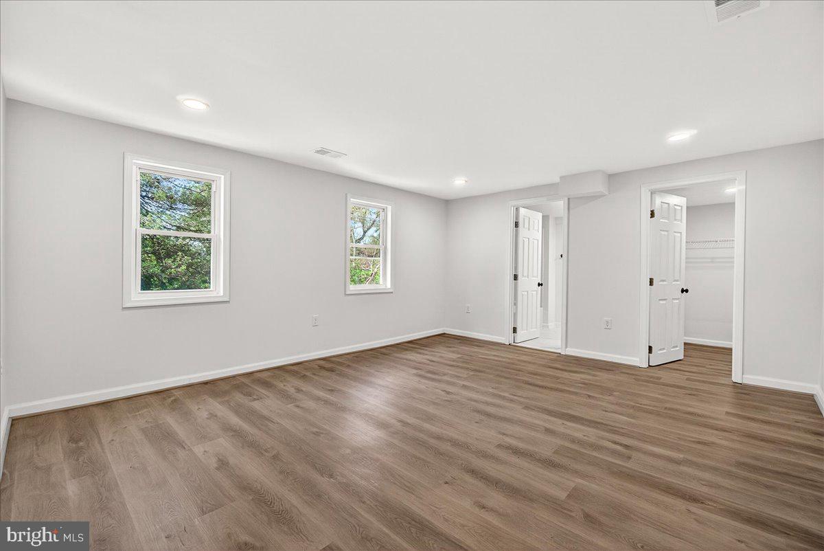 VILLA ESTATES - Residential