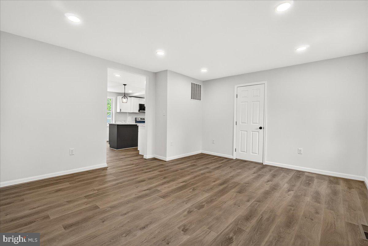 VILLA ESTATES - Residential
