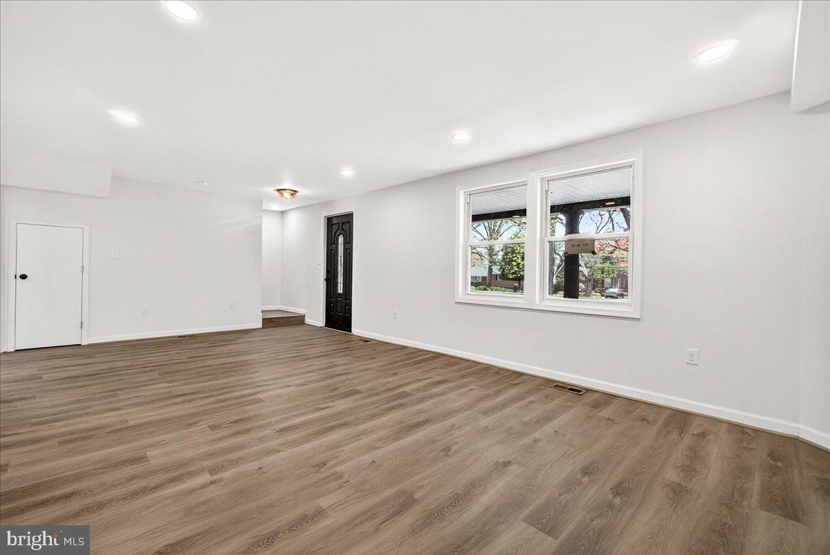 VILLA ESTATES - Residential