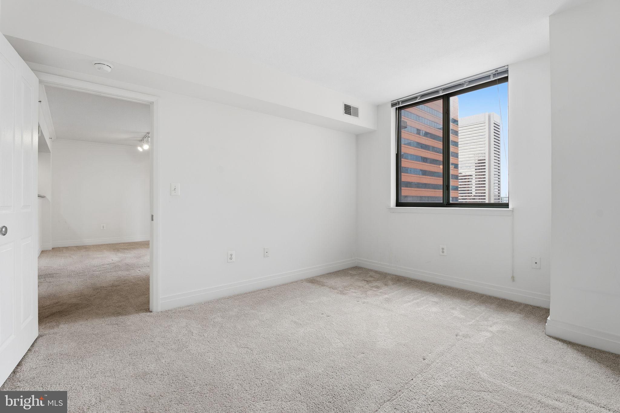 INNER HARBOR - Residential Lease