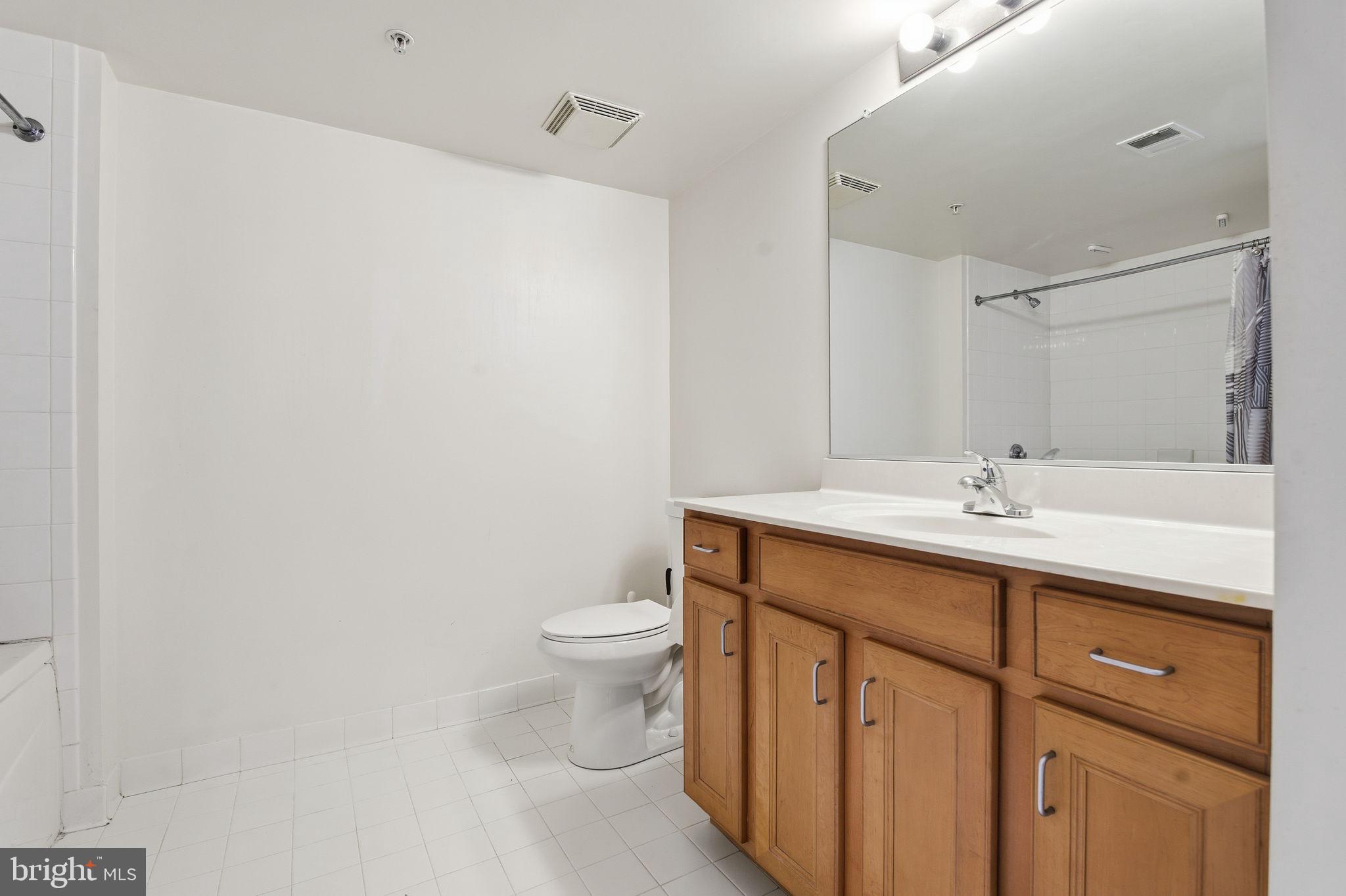 INNER HARBOR - Residential Lease