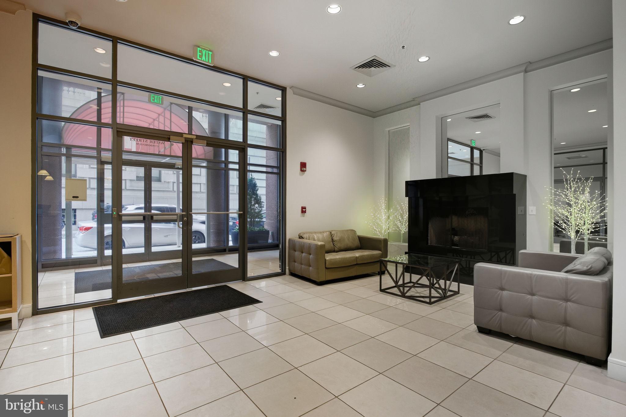 INNER HARBOR - Residential Lease