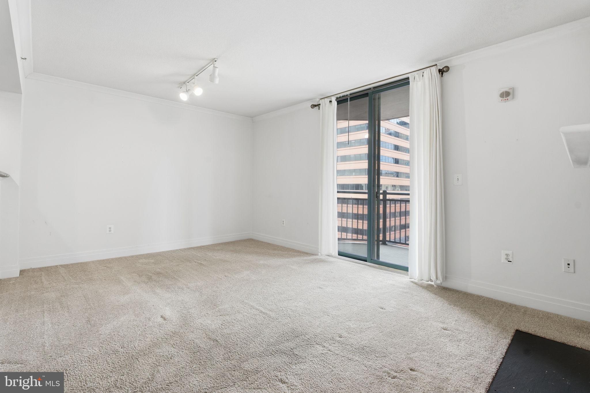 INNER HARBOR - Residential Lease