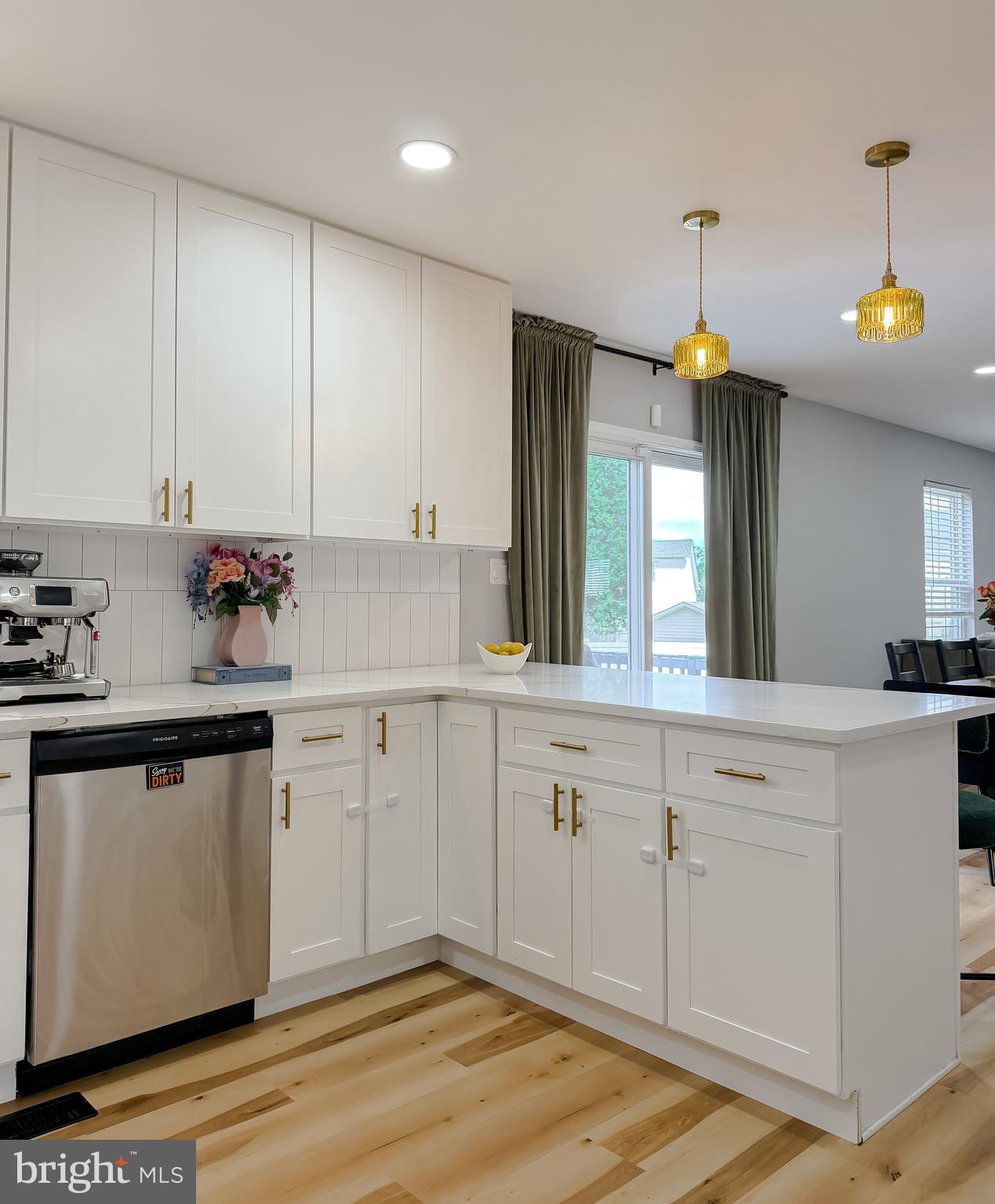 MEADOW LAKE - Residential