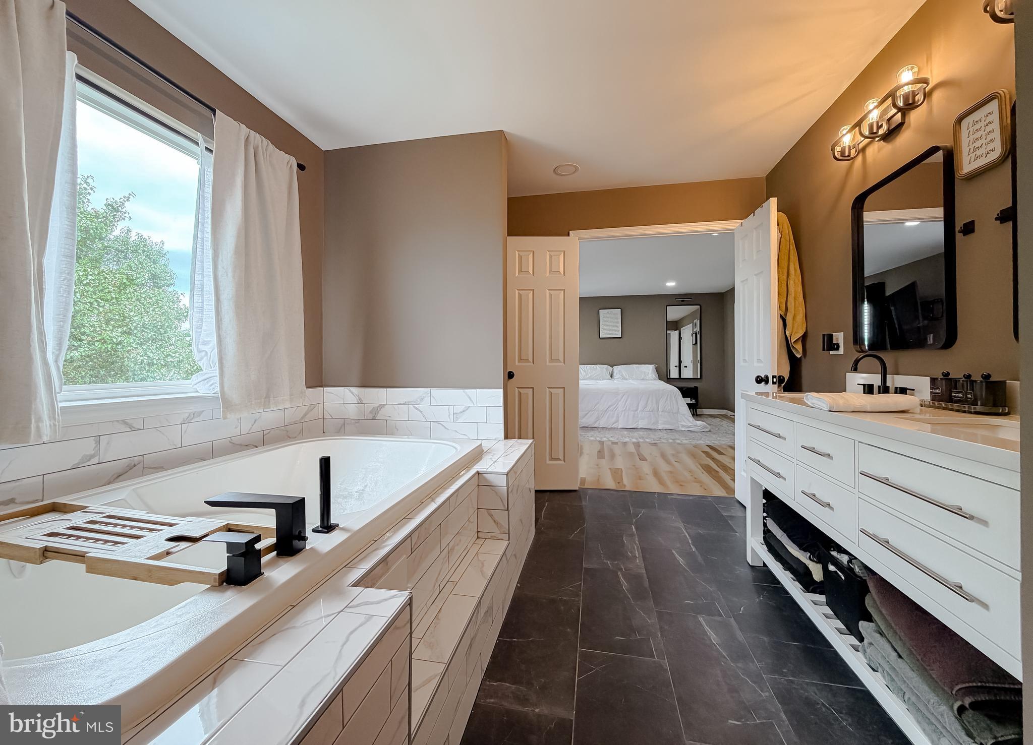MEADOW LAKE - Residential