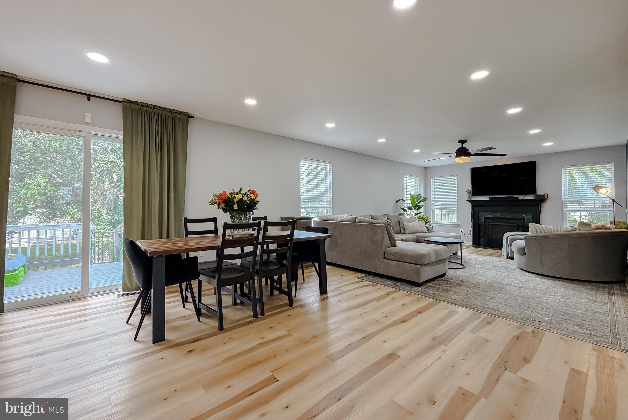 MEADOW LAKE - Residential