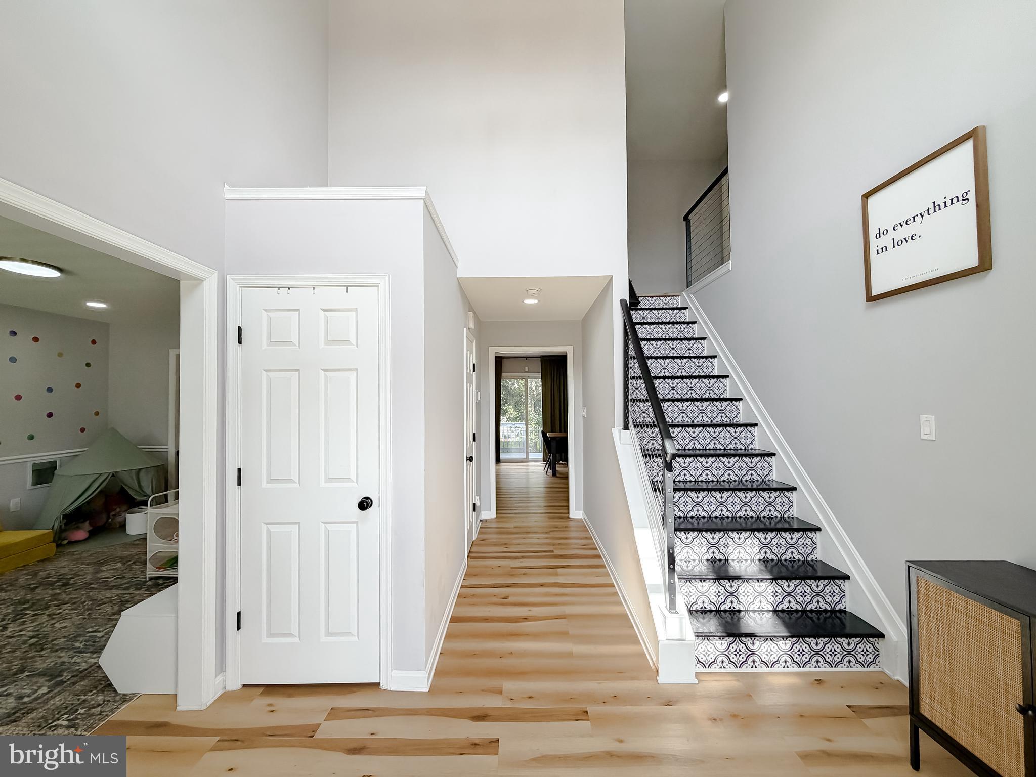 MEADOW LAKE - Residential