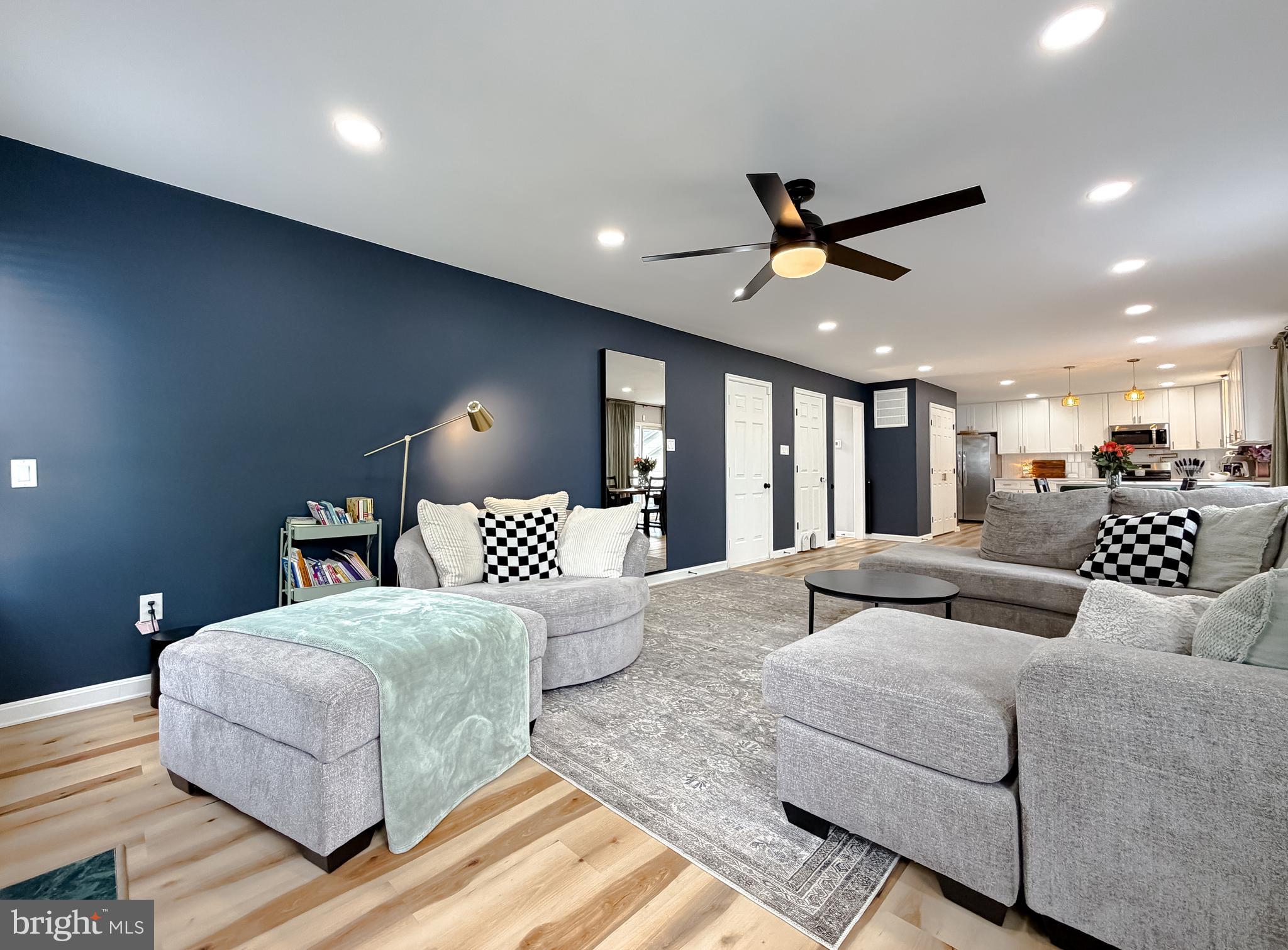 MEADOW LAKE - Residential