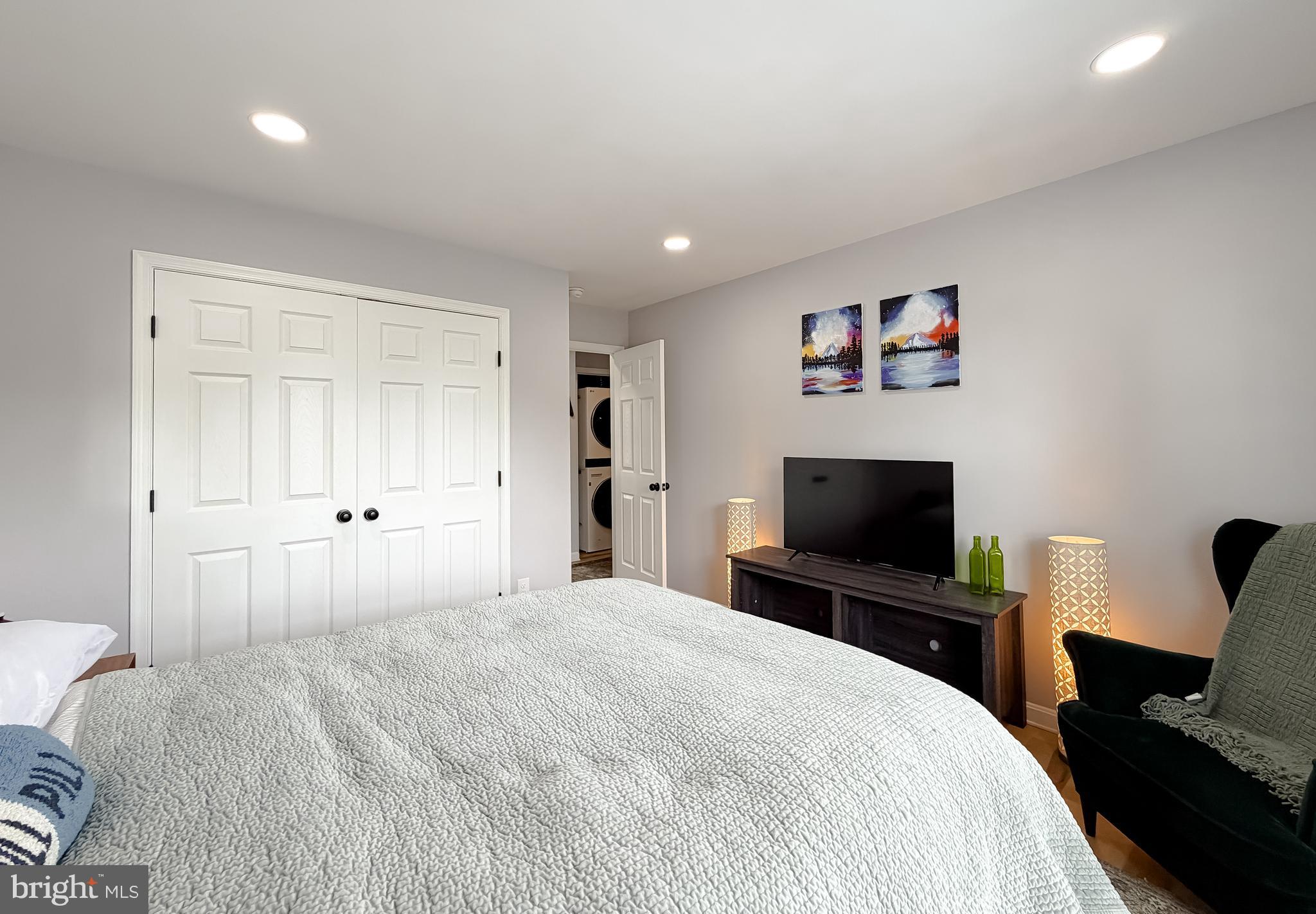 MEADOW LAKE - Residential