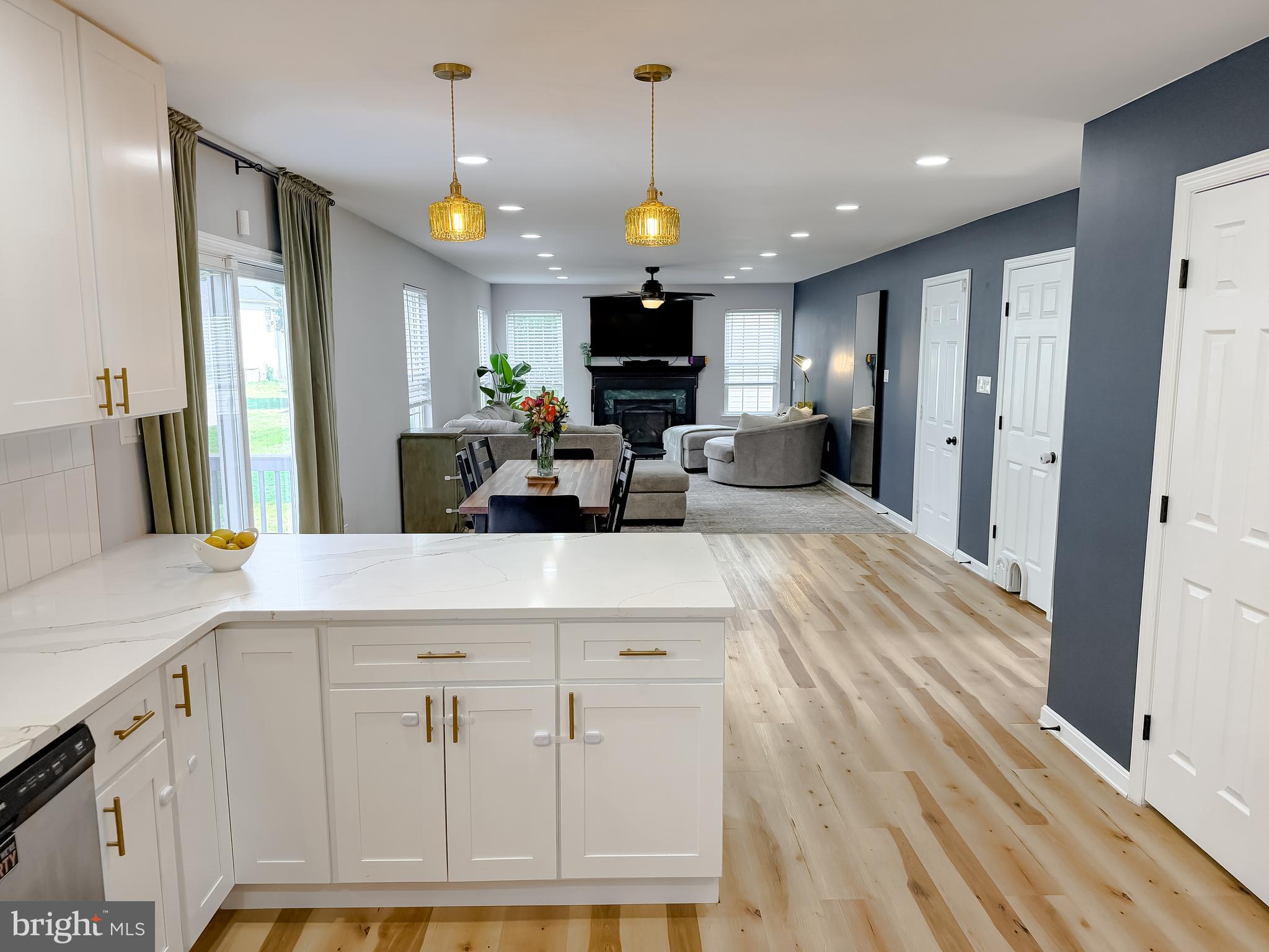MEADOW LAKE - Residential