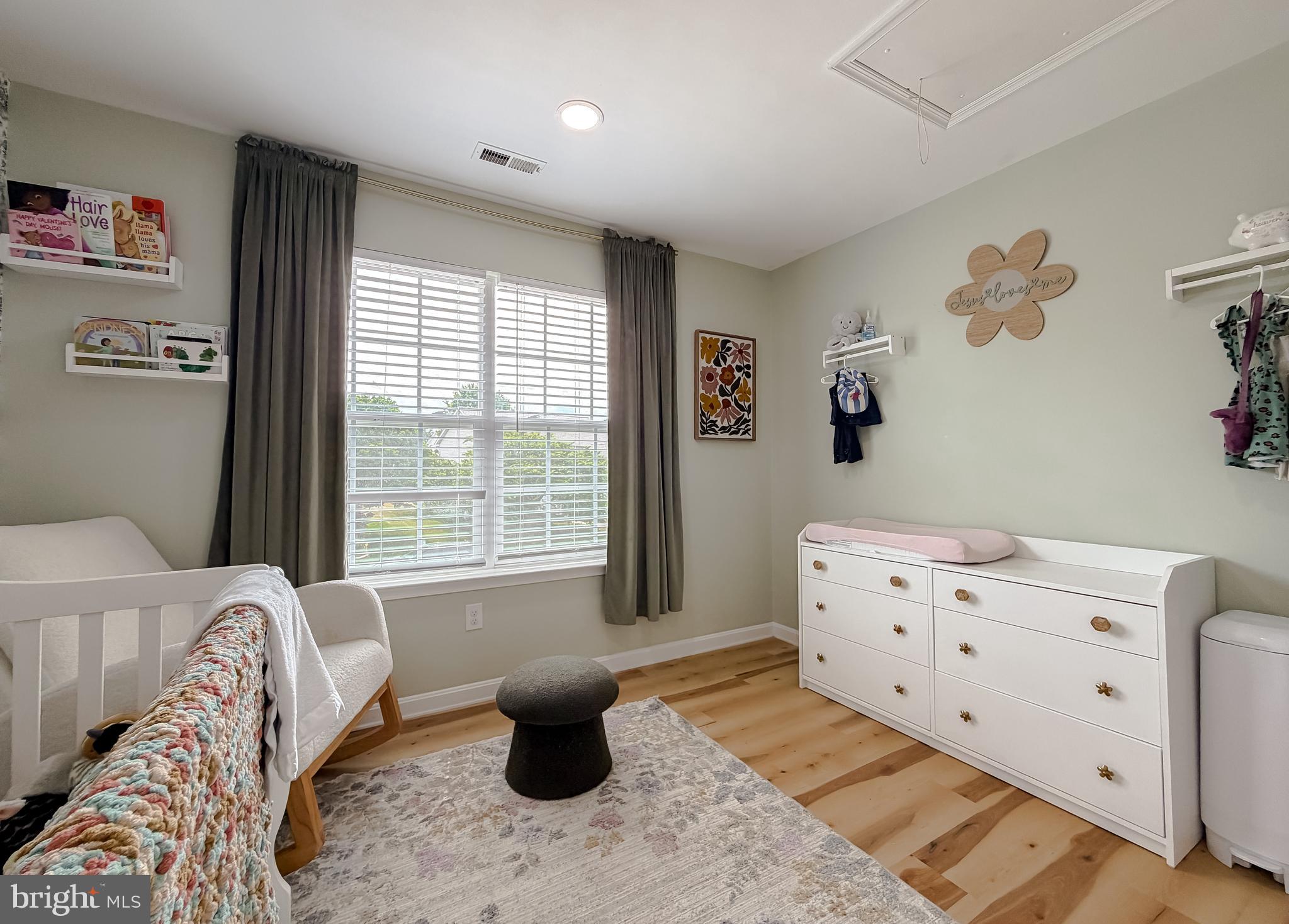 MEADOW LAKE - Residential