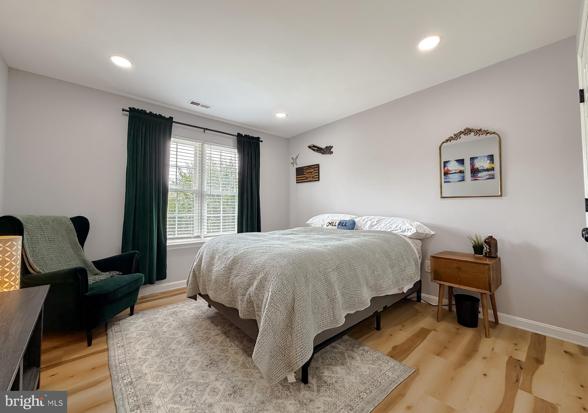 MEADOW LAKE - Residential