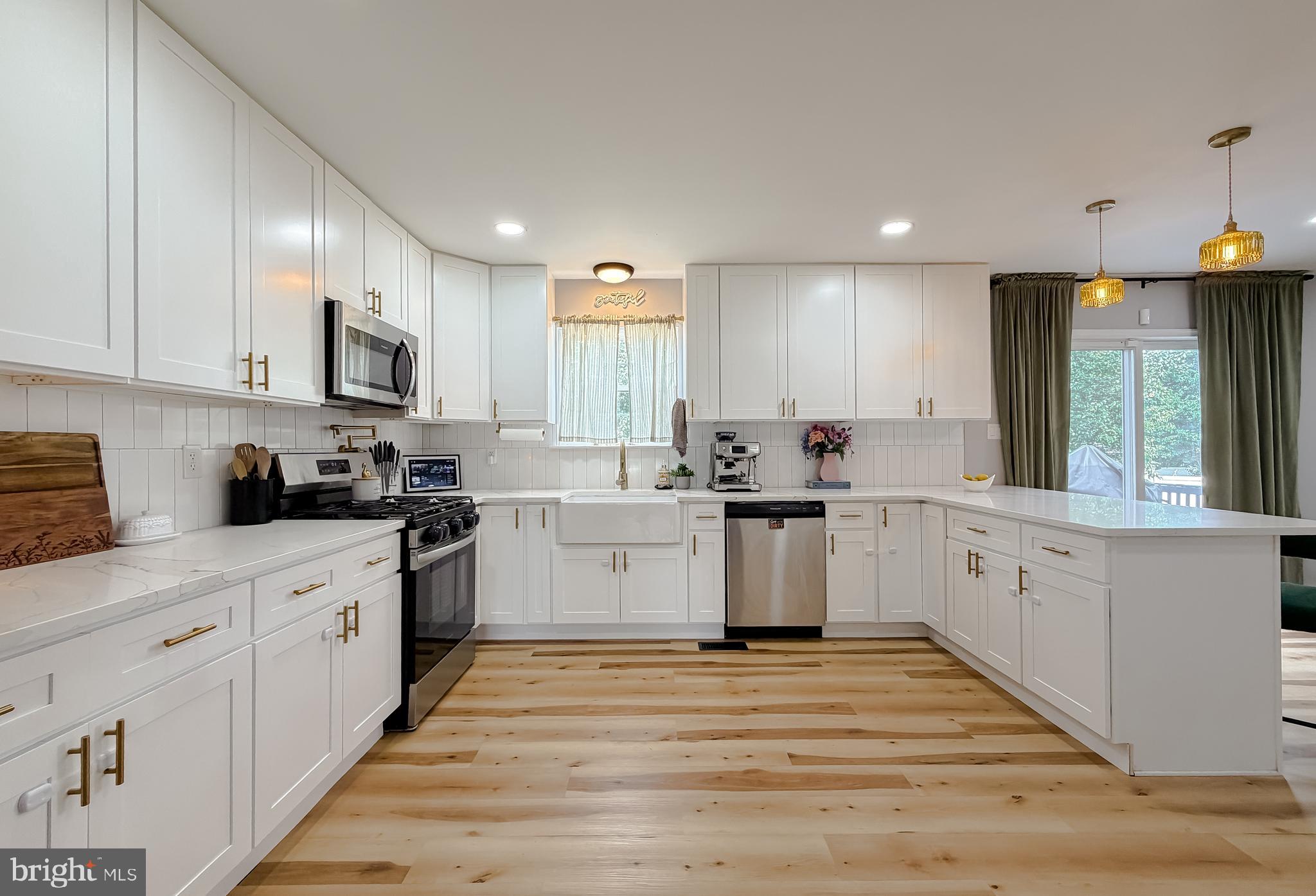 MEADOW LAKE - Residential