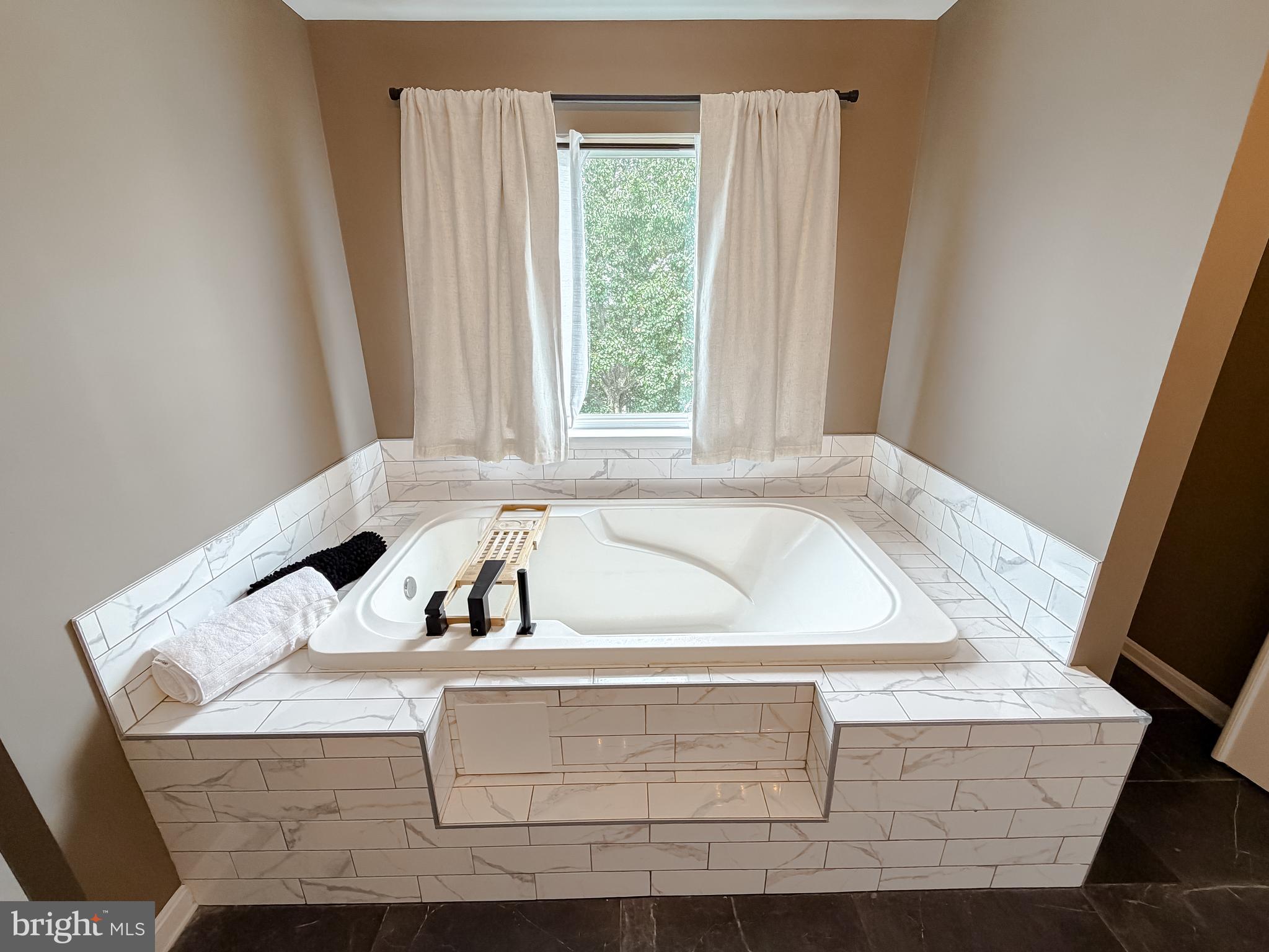 MEADOW LAKE - Residential