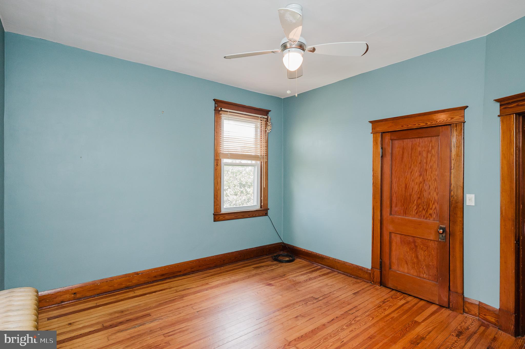 LAURAVILLE HISTORIC DISTRICT - Residential