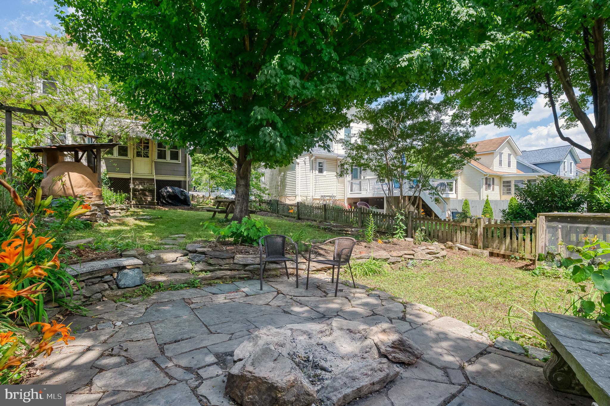 LAURAVILLE HISTORIC DISTRICT - Residential