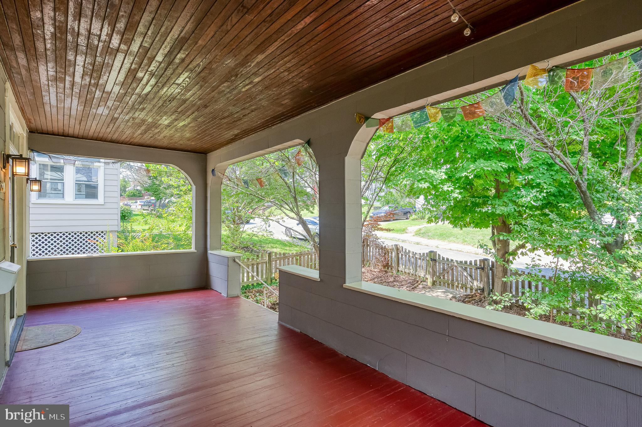 LAURAVILLE HISTORIC DISTRICT - Residential