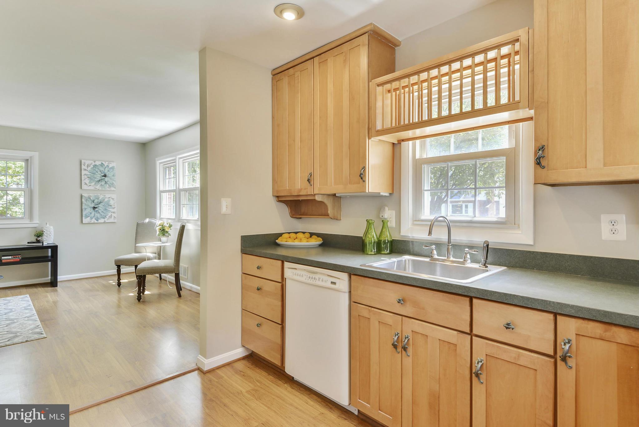 CHESTNUT RIDGE MANOR - Residential