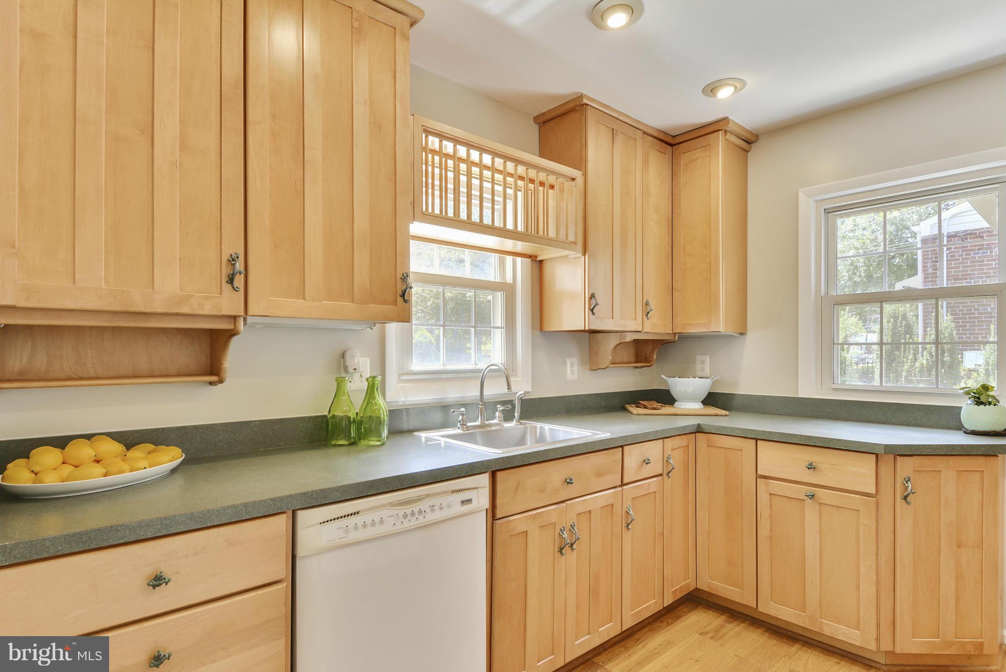 CHESTNUT RIDGE MANOR - Residential