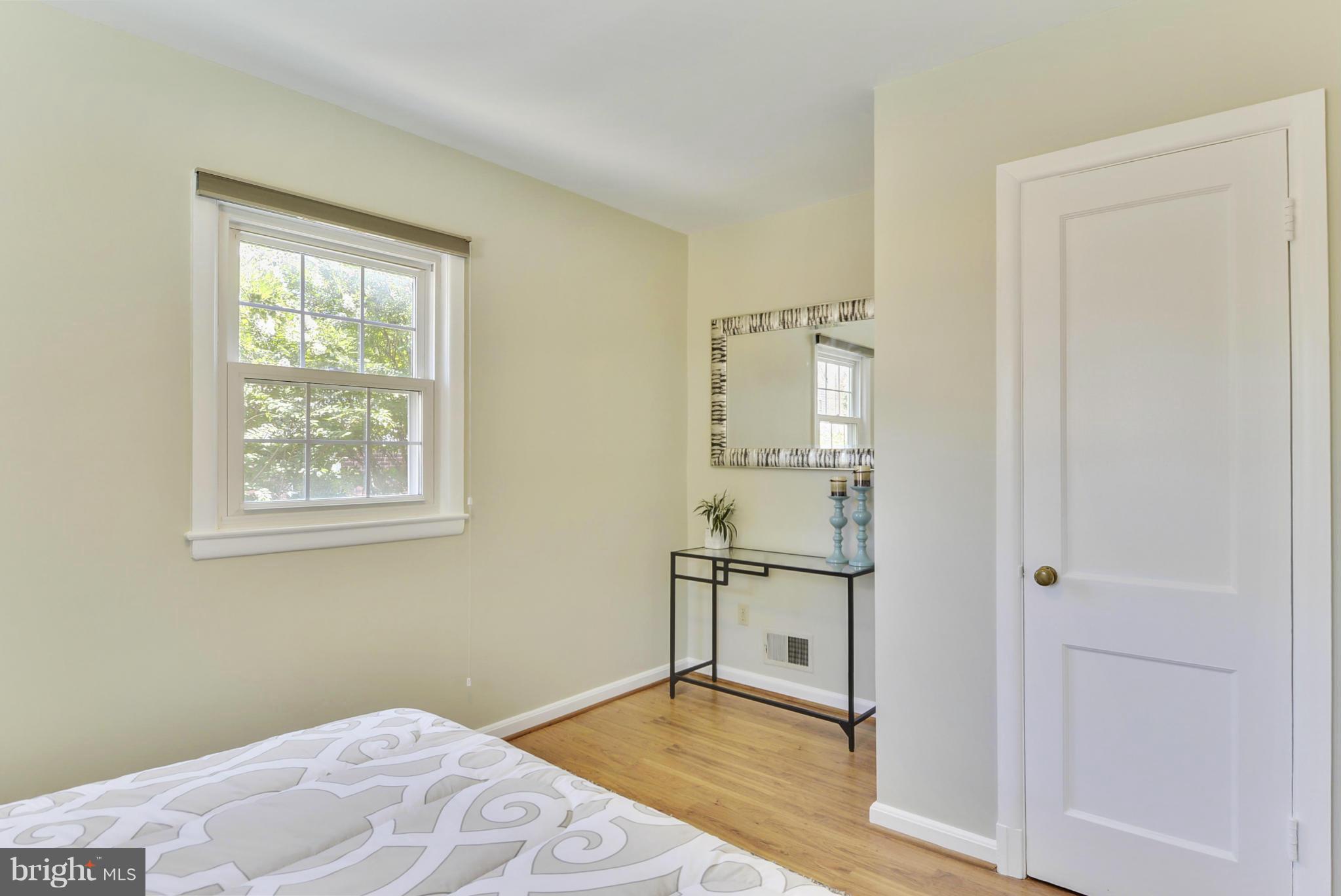 CHESTNUT RIDGE MANOR - Residential