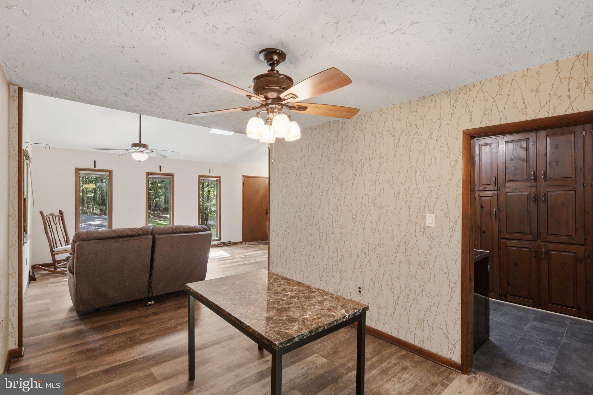KEYS FERRY ACRES - Residential