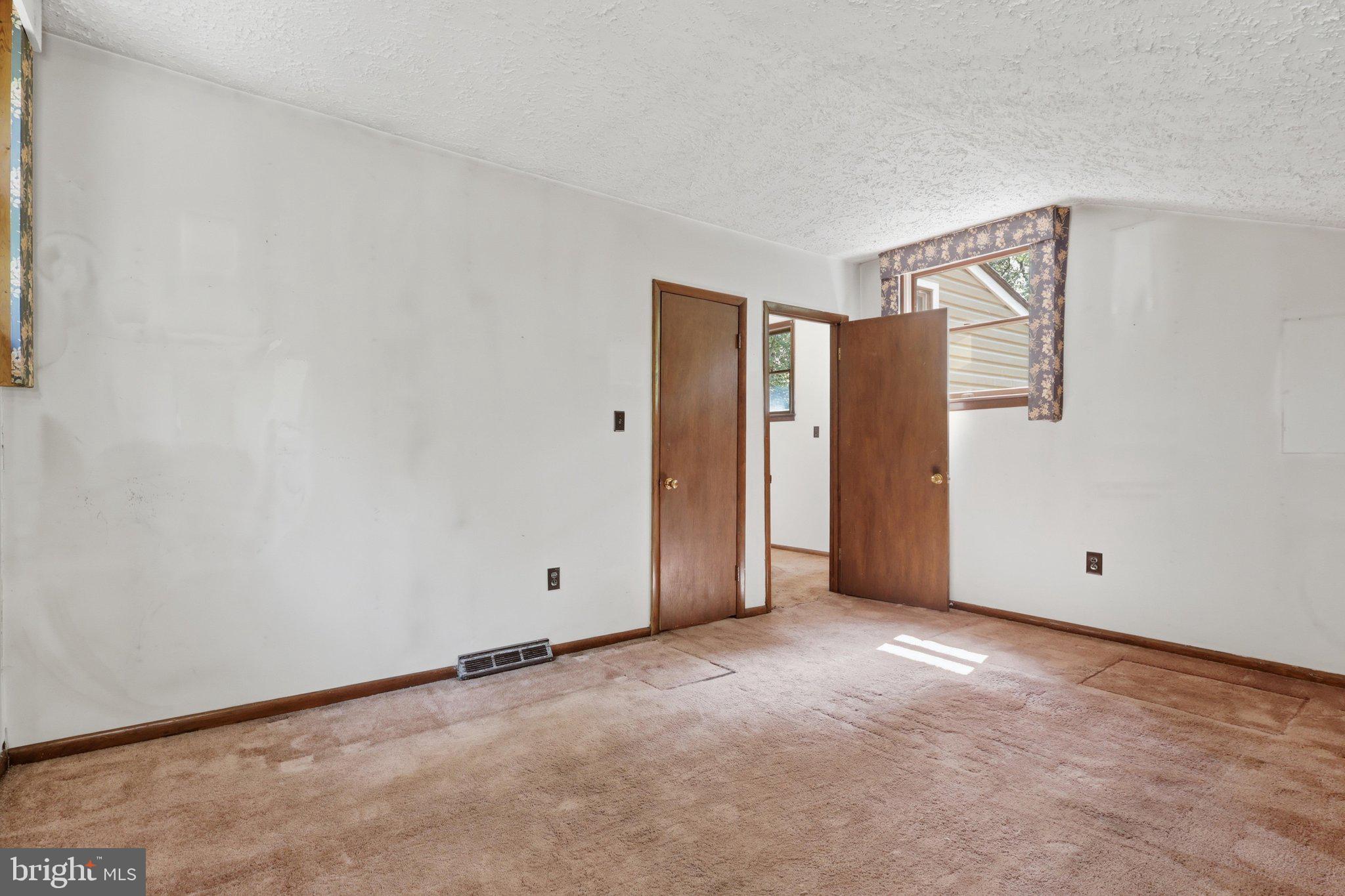 KEYS FERRY ACRES - Residential