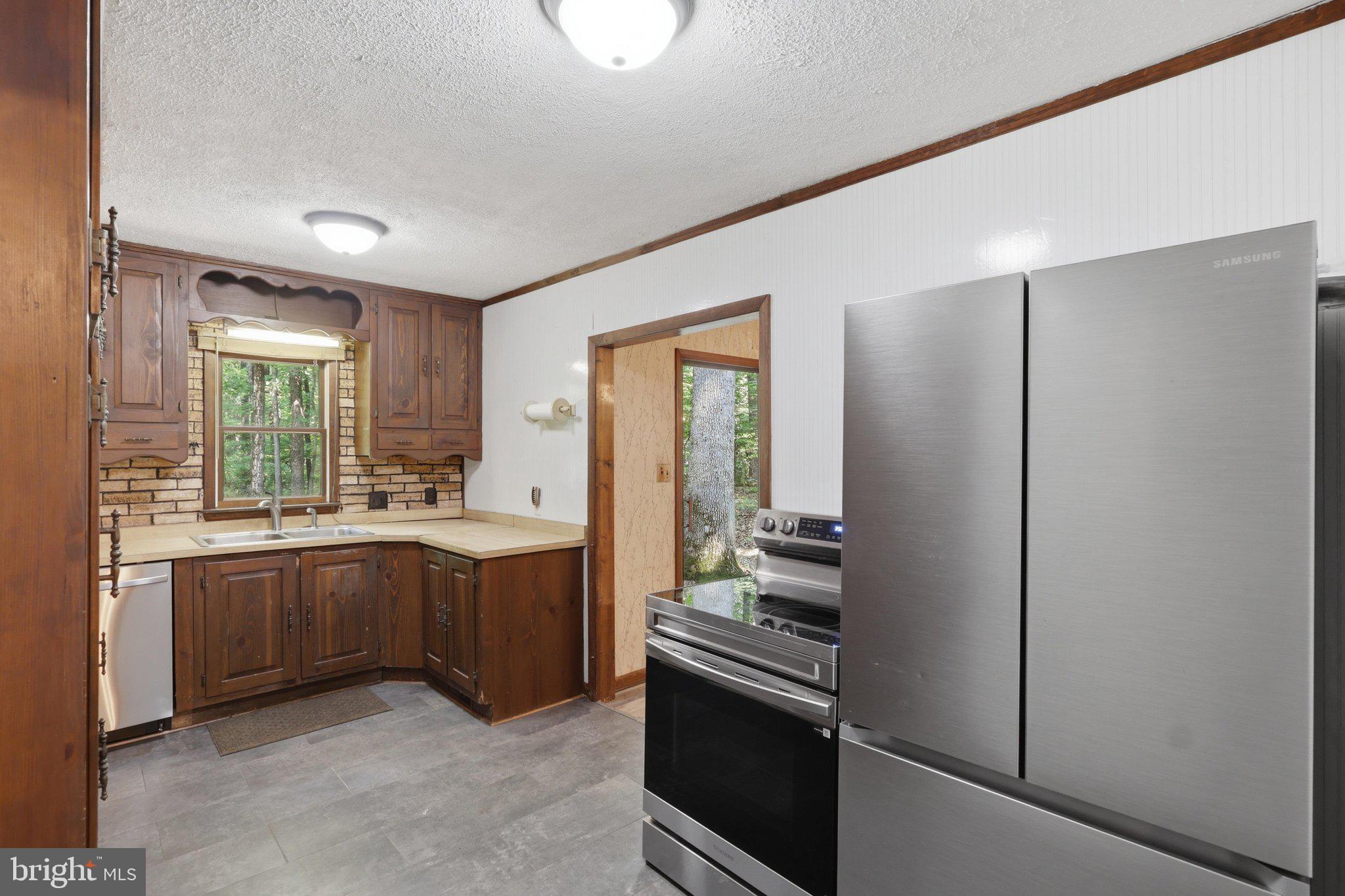 KEYS FERRY ACRES - Residential