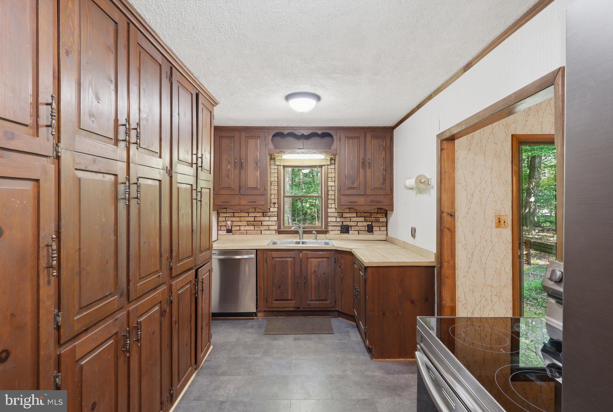 KEYS FERRY ACRES - Residential