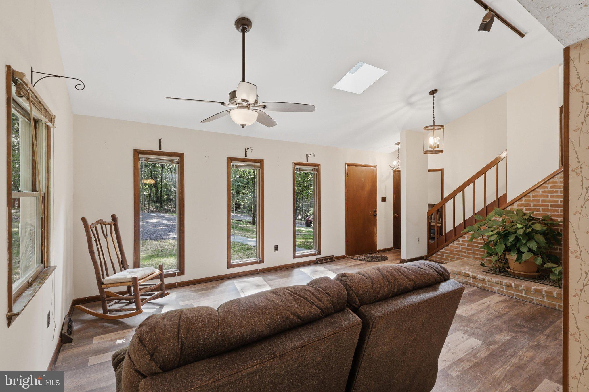 KEYS FERRY ACRES - Residential