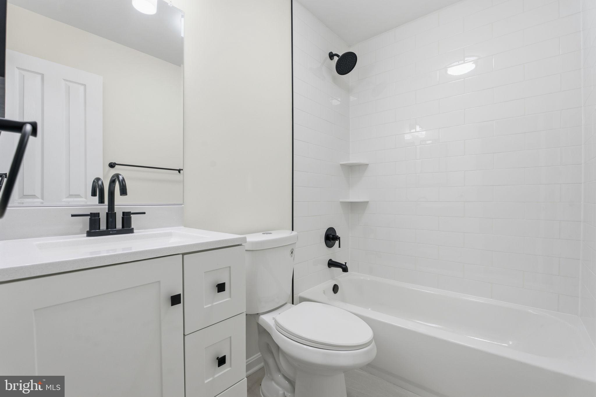 CARROLLWOOD MANOR - Residential