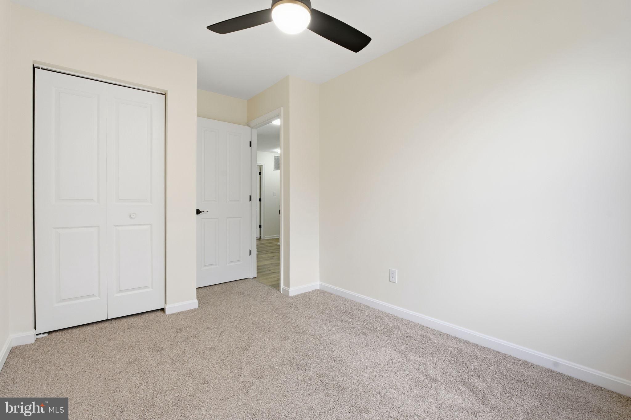 CARROLLWOOD MANOR - Residential