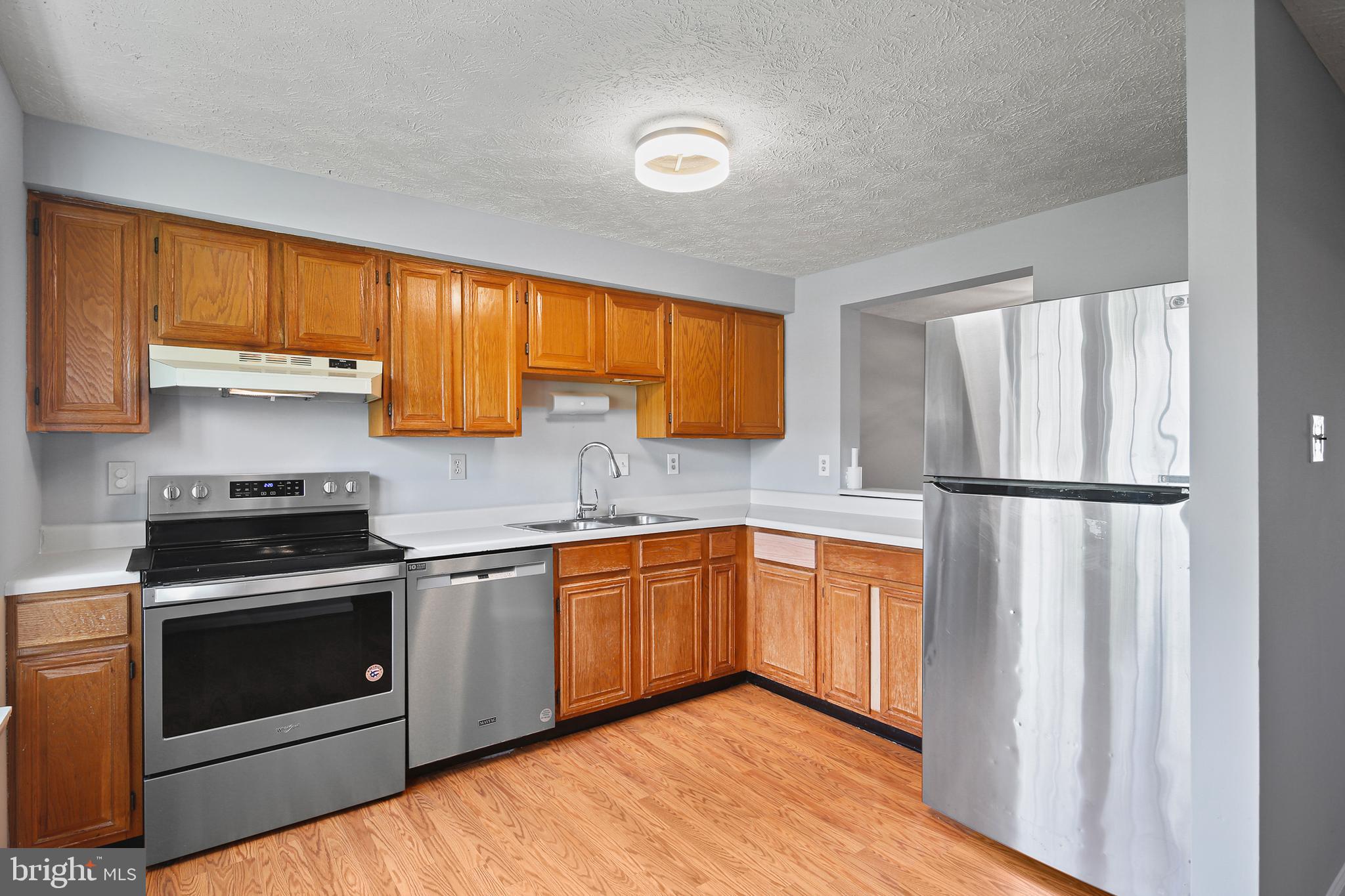 SADDLE CREEK - Residential